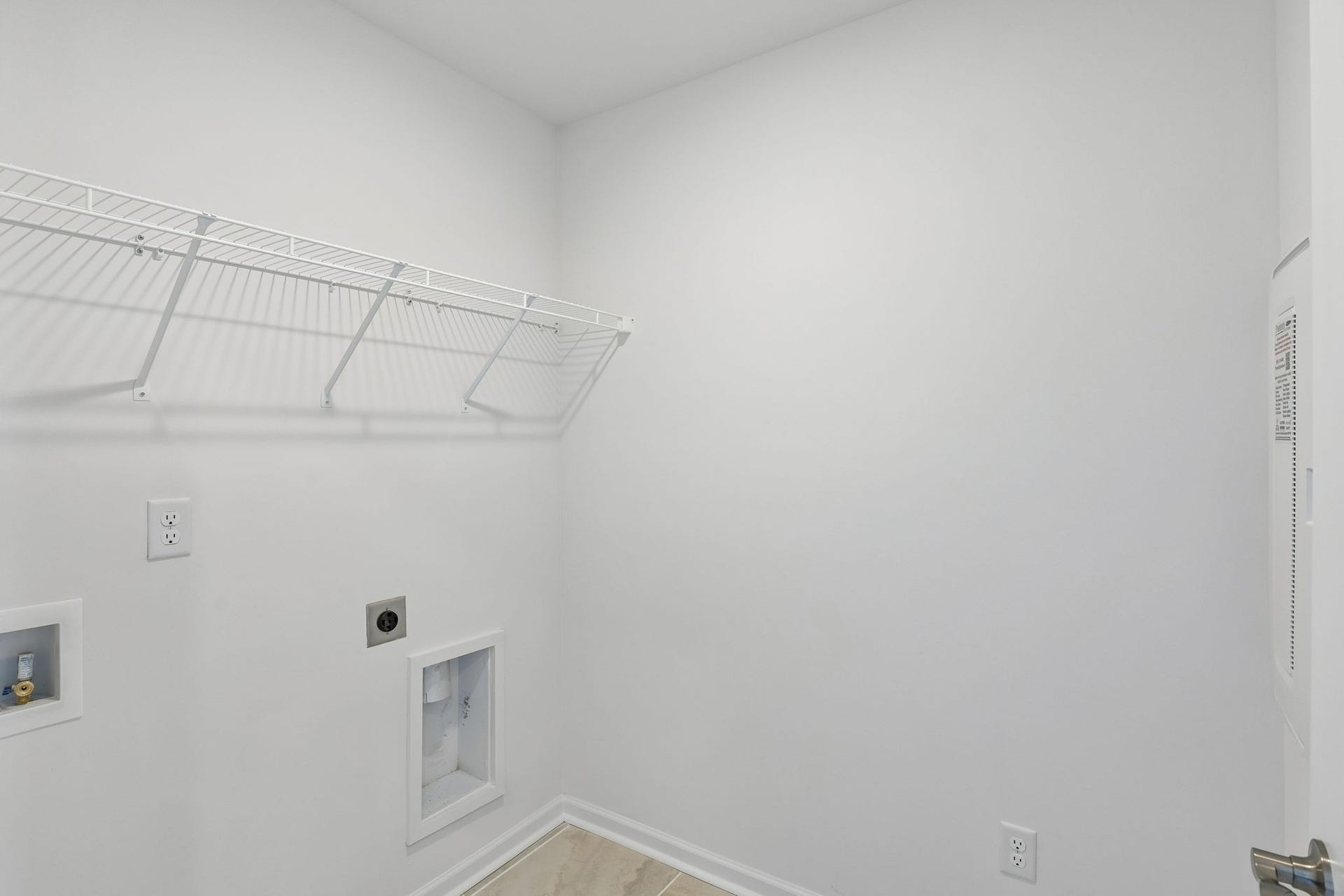 4016 Sadie St, Columbia, TN 38401