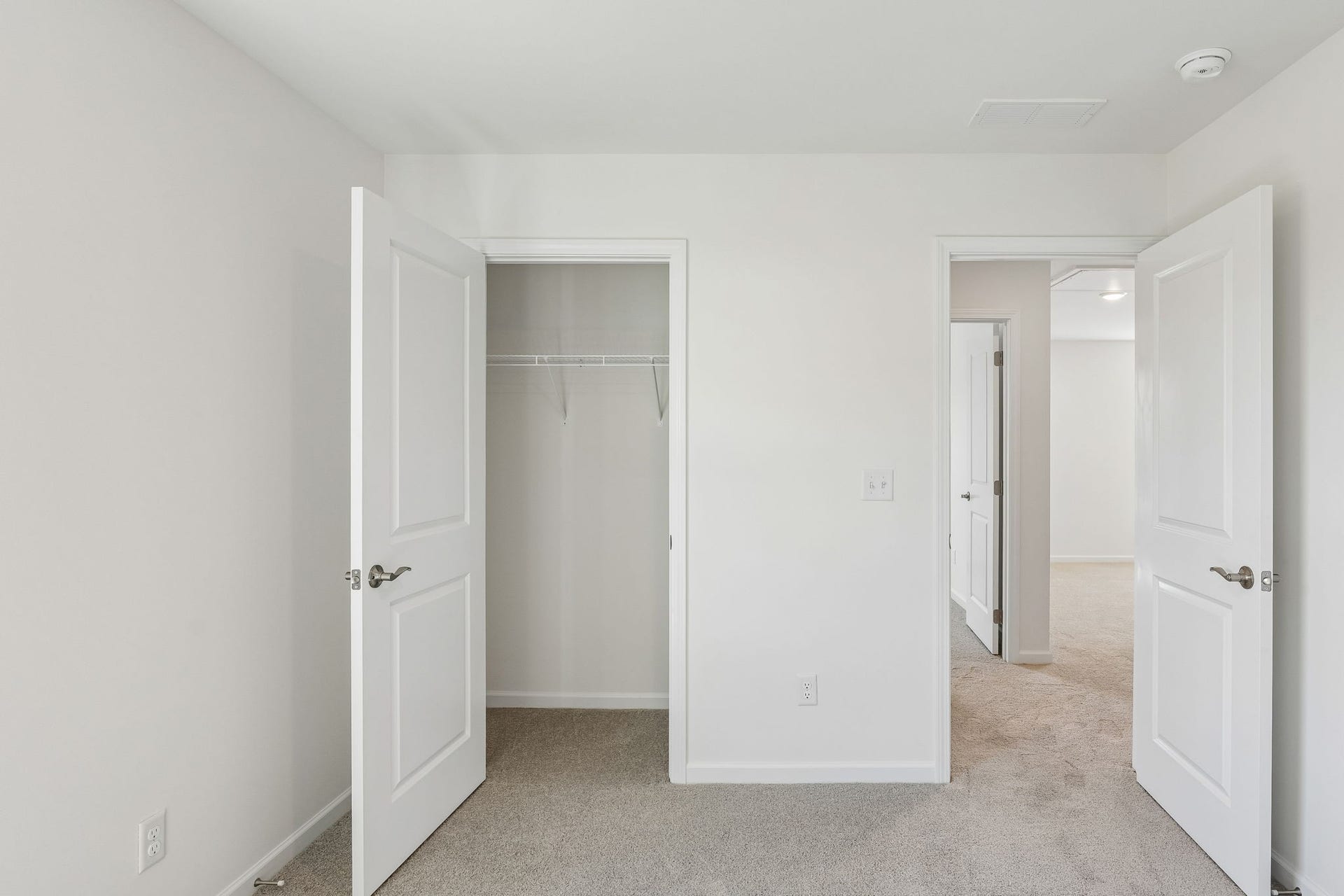 4016 Sadie St, Columbia, TN 38401