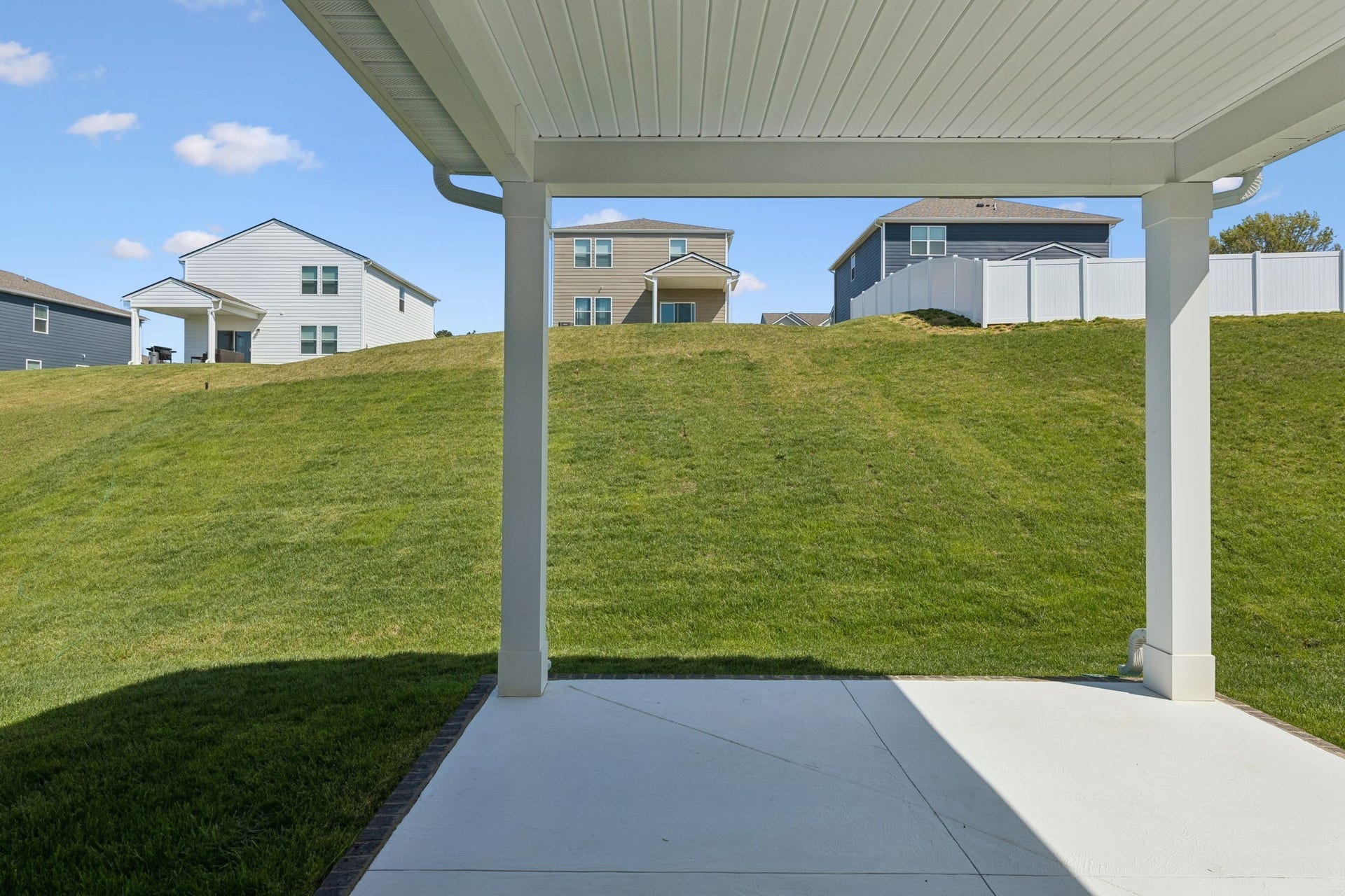 4016 Sadie St, Columbia, TN 38401