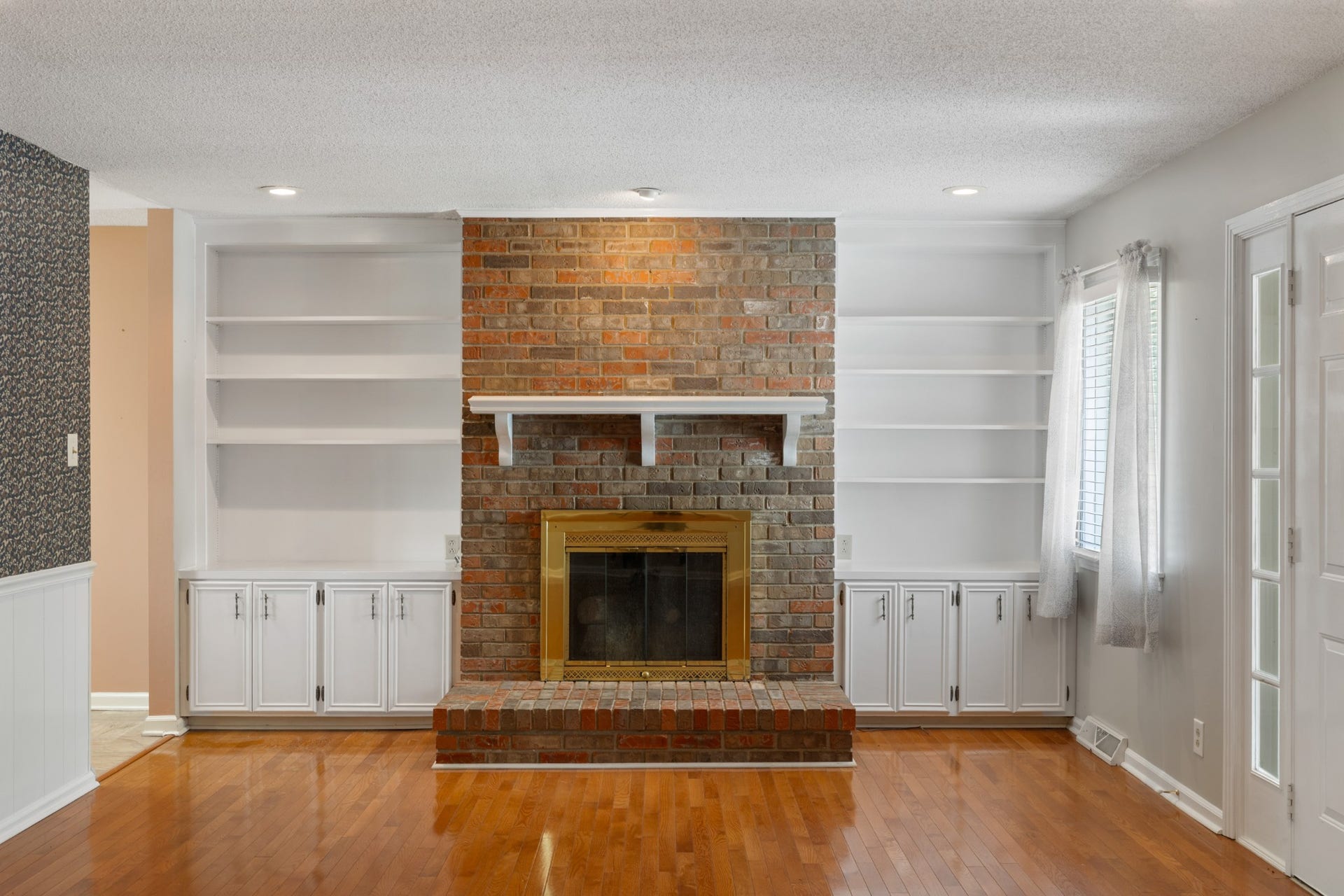 1301 White Dr, Lewisburg, TN 37091 1301 White Dr, Lewisburg, TN 37091