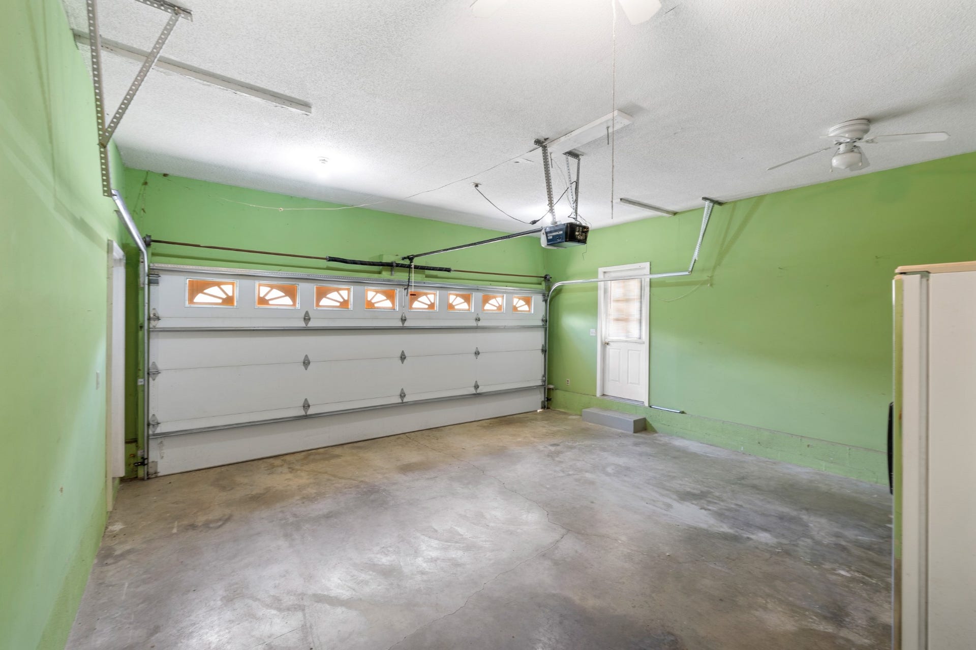 1301 White Dr, Lewisburg, TN 37091 1301 White Dr, Lewisburg, TN 37091