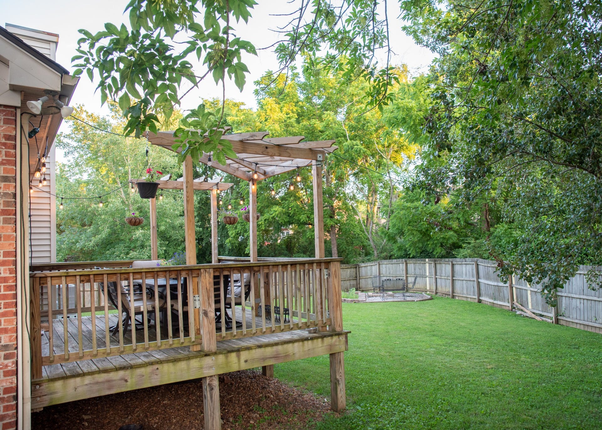 8300 Trading Post Ct, Nashville, TN 37221