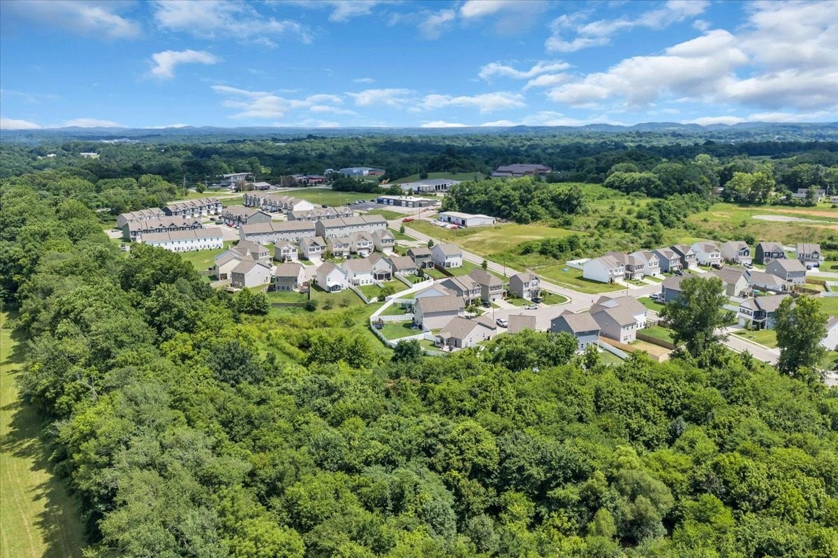 349 Geneva Ln, Columbia, TN 38401 349 Geneva Ln, Columbia, TN 38401
