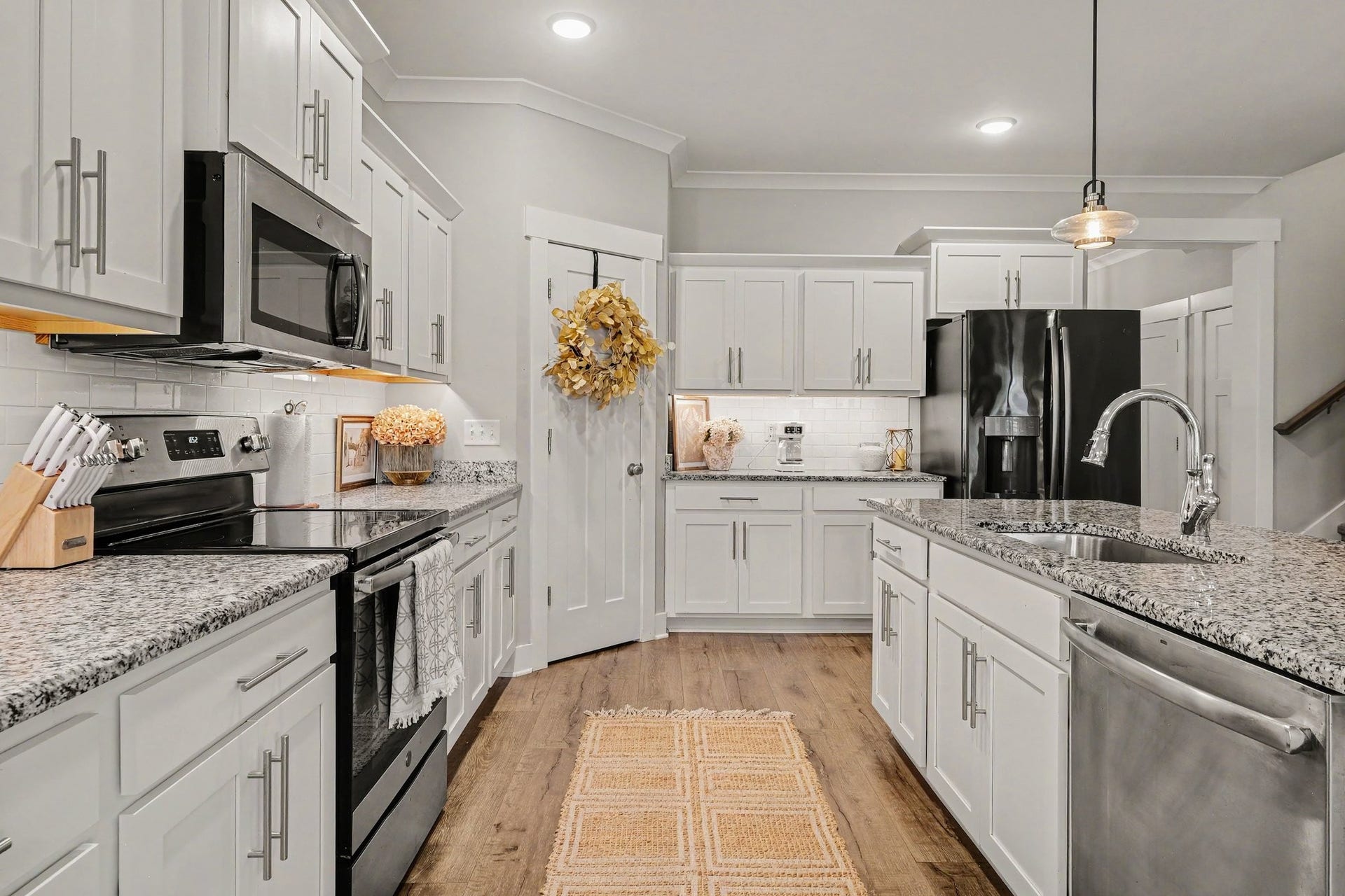336 Rockcastle Dr, Murfreesboro, TN 37128 336 Rockcastle Dr, Murfreesboro, TN 37128