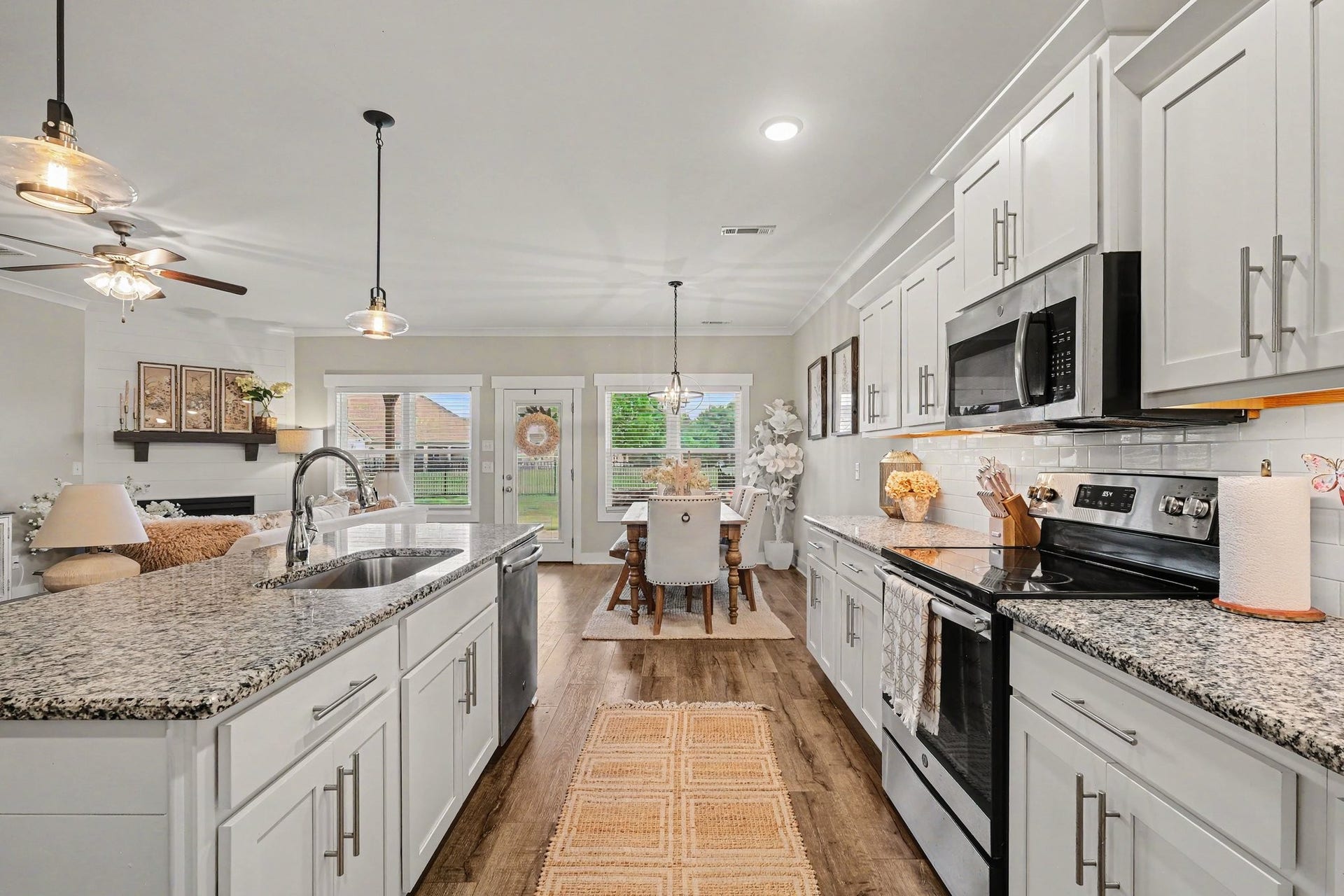 336 Rockcastle Dr, Murfreesboro, TN 37128 336 Rockcastle Dr, Murfreesboro, TN 37128
