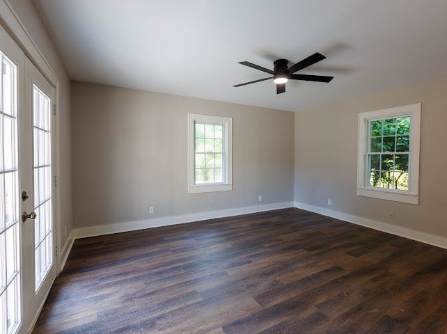 1716 Hillview Dr, Columbia, TN 38401 1716 Hillview Dr, Columbia, TN 38401