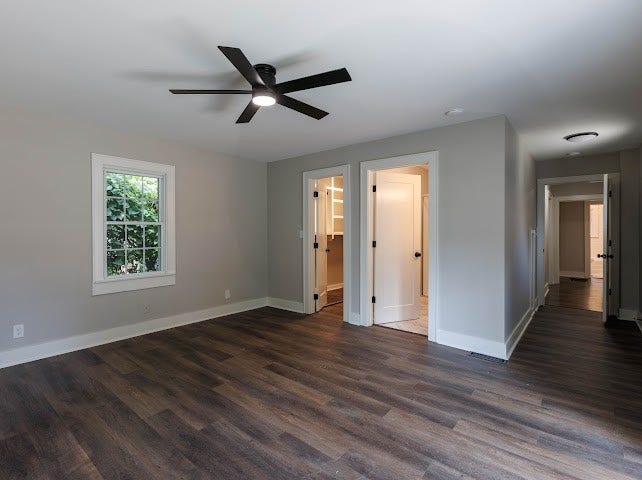 1716 Hillview Dr, Columbia, TN 38401 1716 Hillview Dr, Columbia, TN 38401