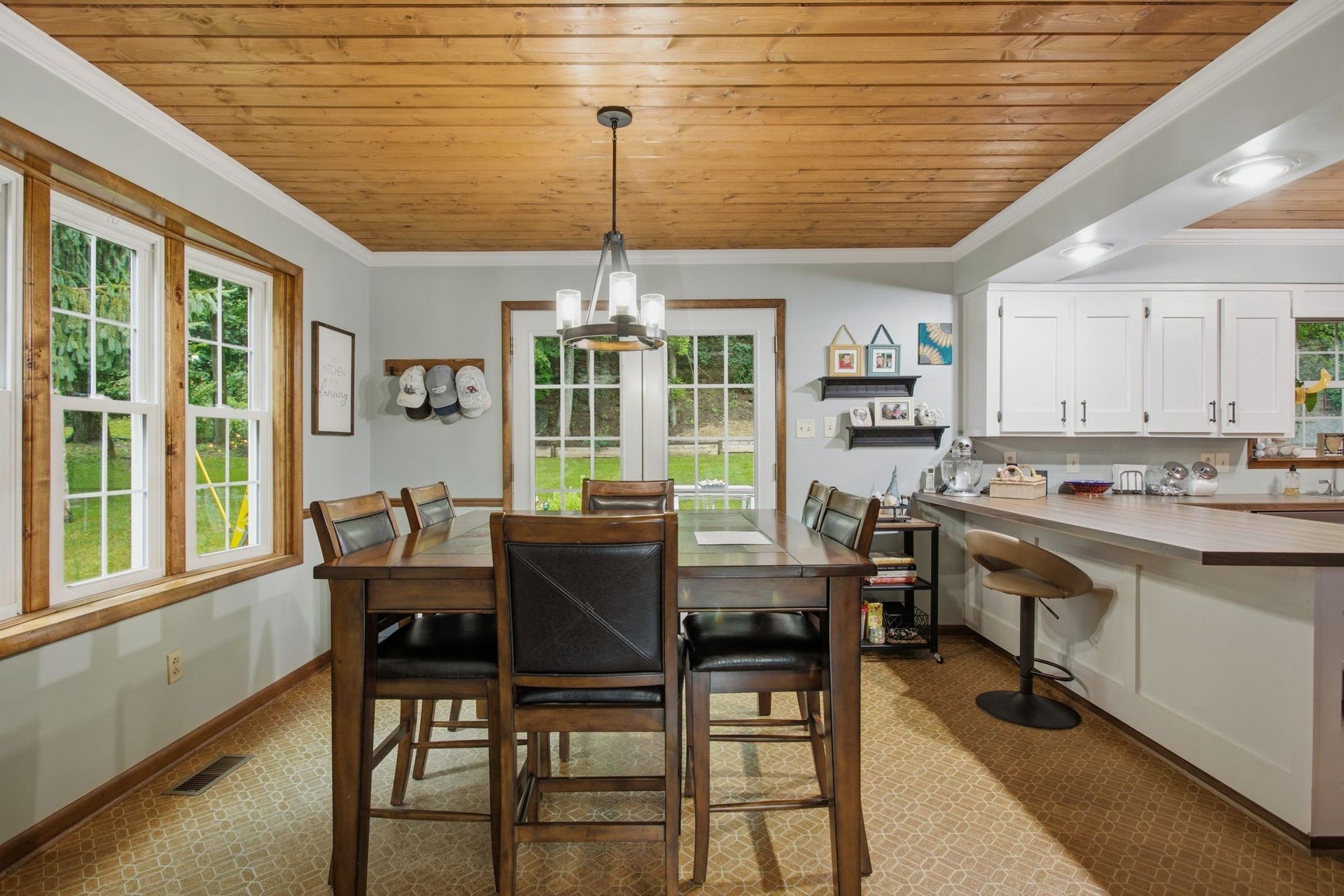104 Fairview Drive, Mount Pleasant, TN 38474 104 Fairview Drive, Mount Pleasant, TN 38474