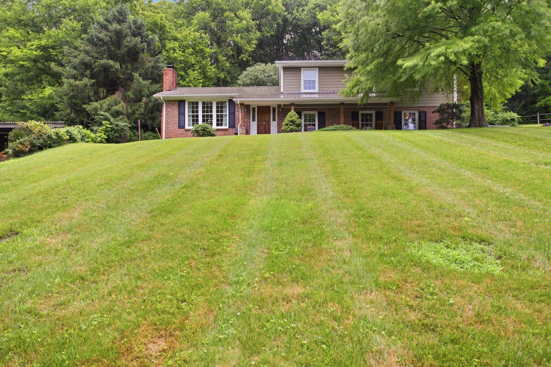 104 Fairview Drive, Mount Pleasant, TN 38474 104 Fairview Drive, Mount Pleasant, TN 38474