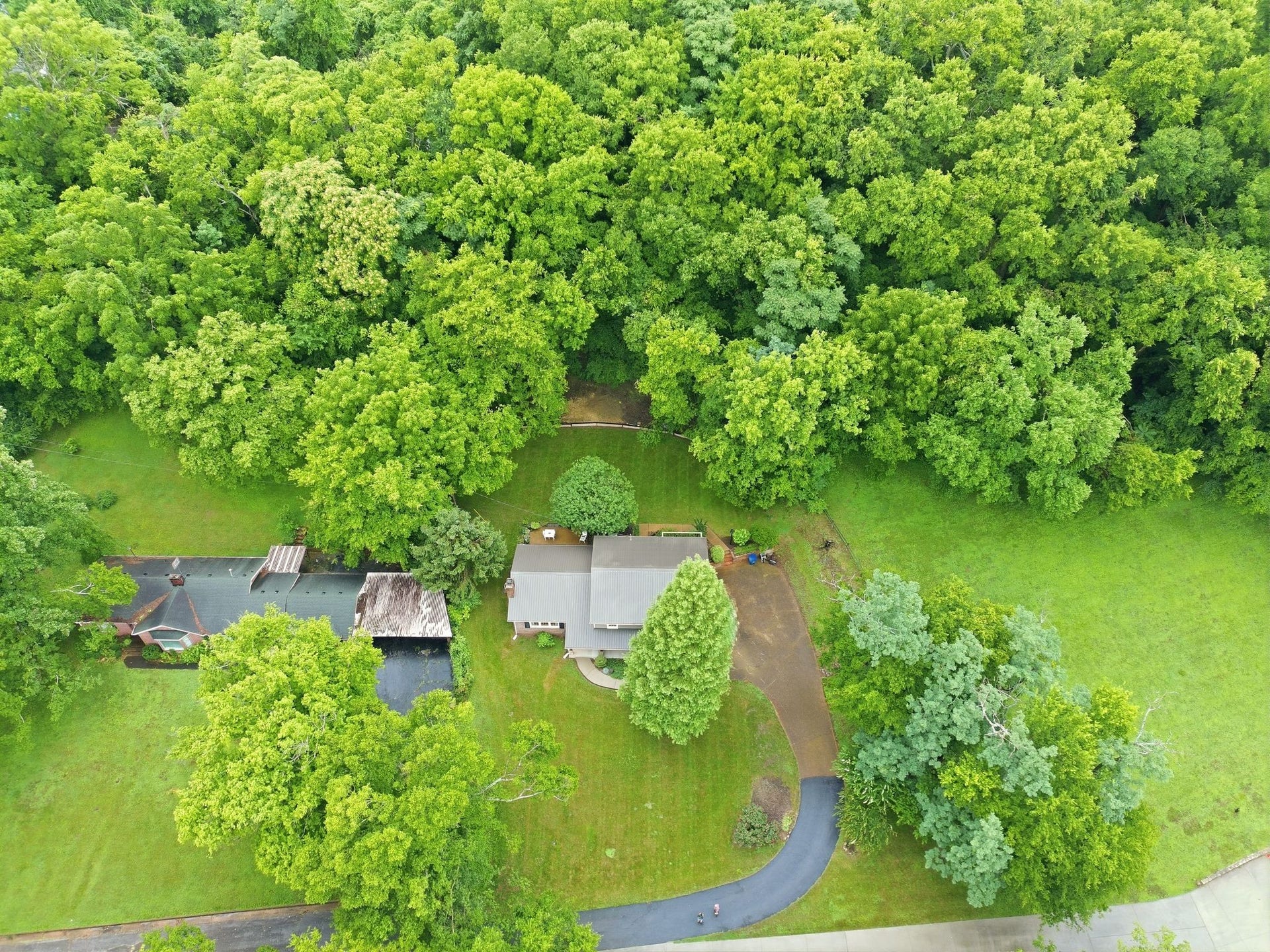 104 Fairview Drive, Mount Pleasant, TN 38474 104 Fairview Drive, Mount Pleasant, TN 38474