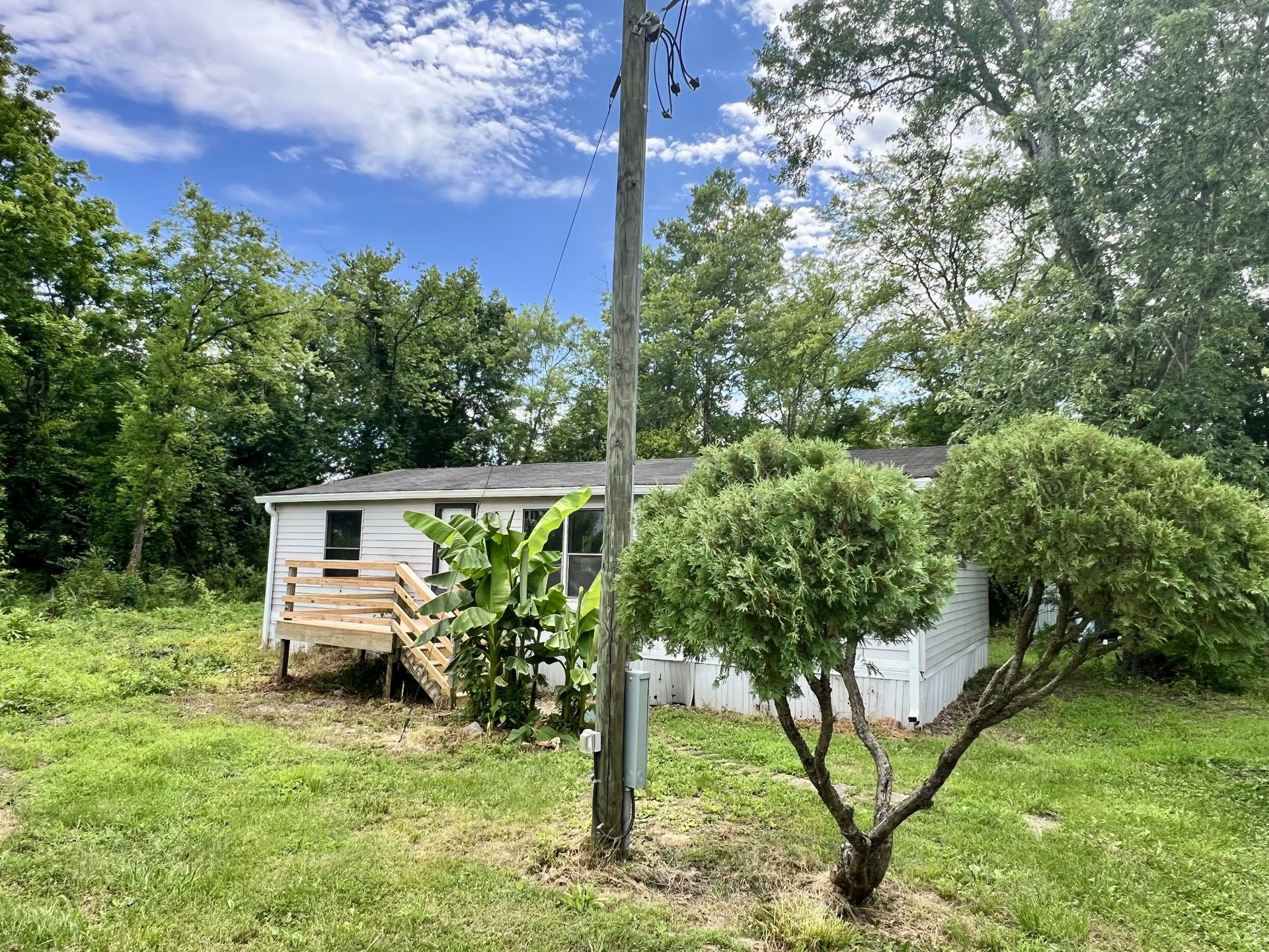 110 Hinkle Hill St E, Bell Buckle, TN 37020 110 Hinkle Hill St E, Bell Buckle, TN 37020