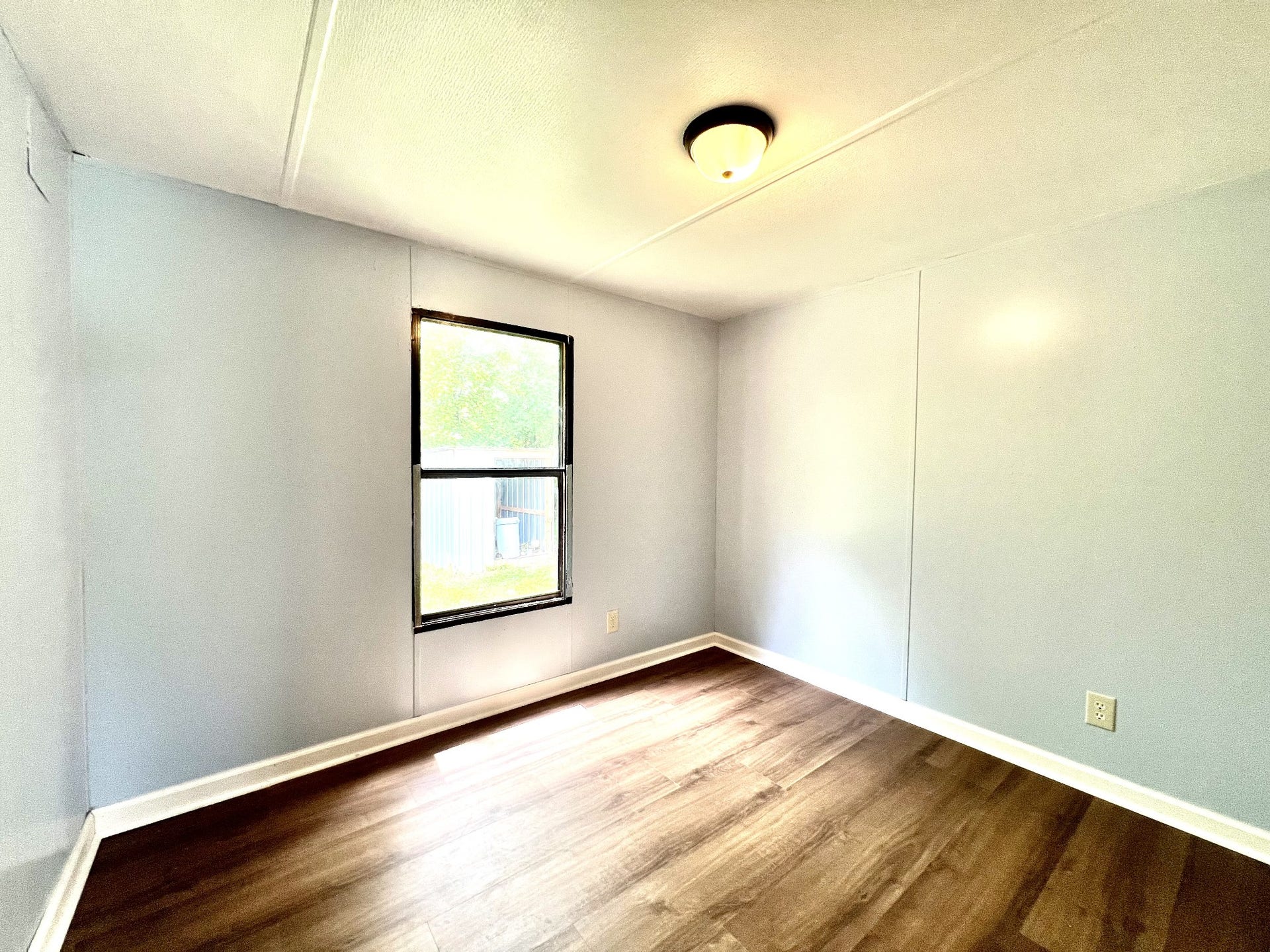 110 Hinkle Hill St E, Bell Buckle, TN 37020 110 Hinkle Hill St E, Bell Buckle, TN 37020