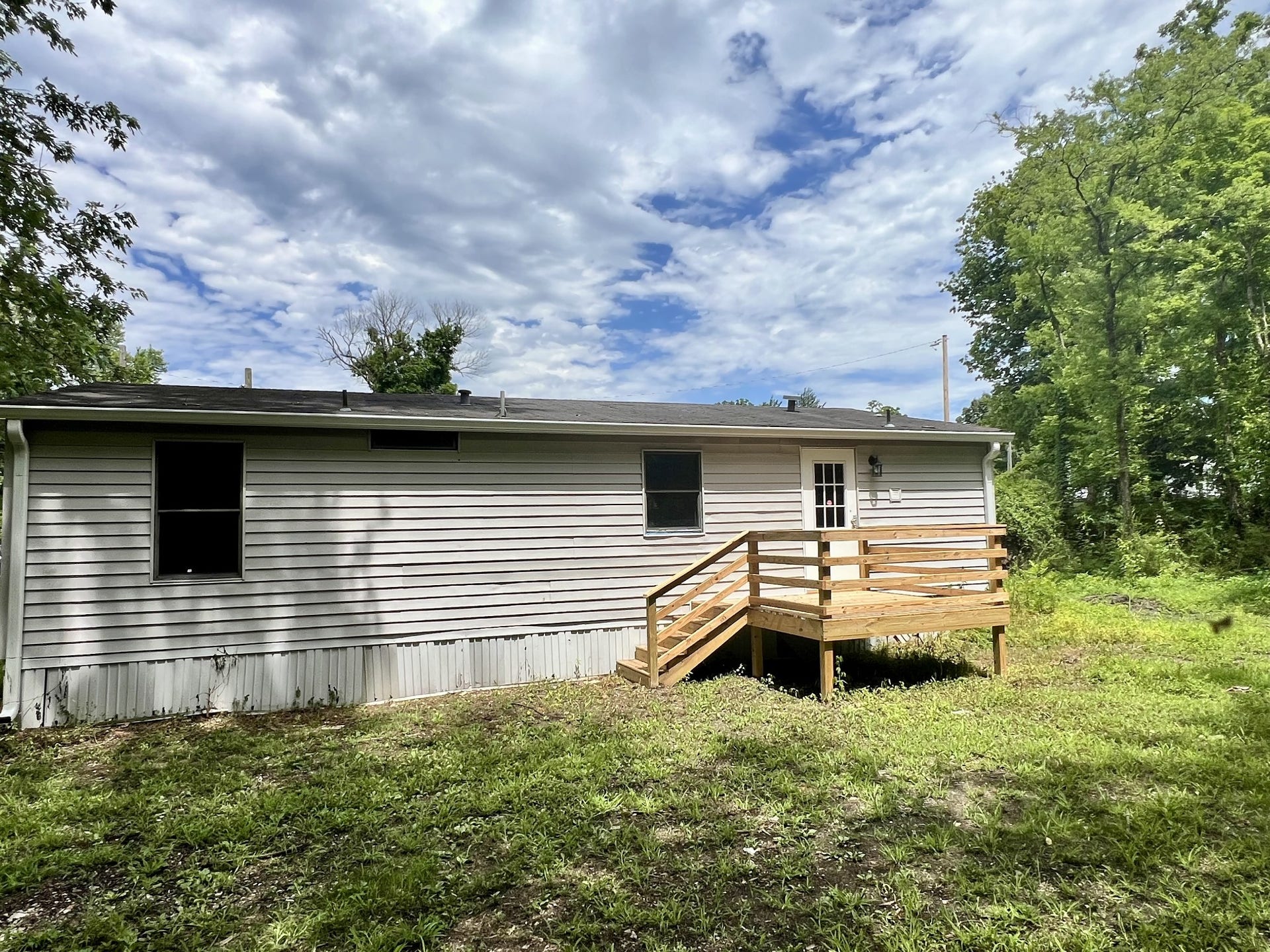 110 Hinkle Hill St E, Bell Buckle, TN 37020 110 Hinkle Hill St E, Bell Buckle, TN 37020