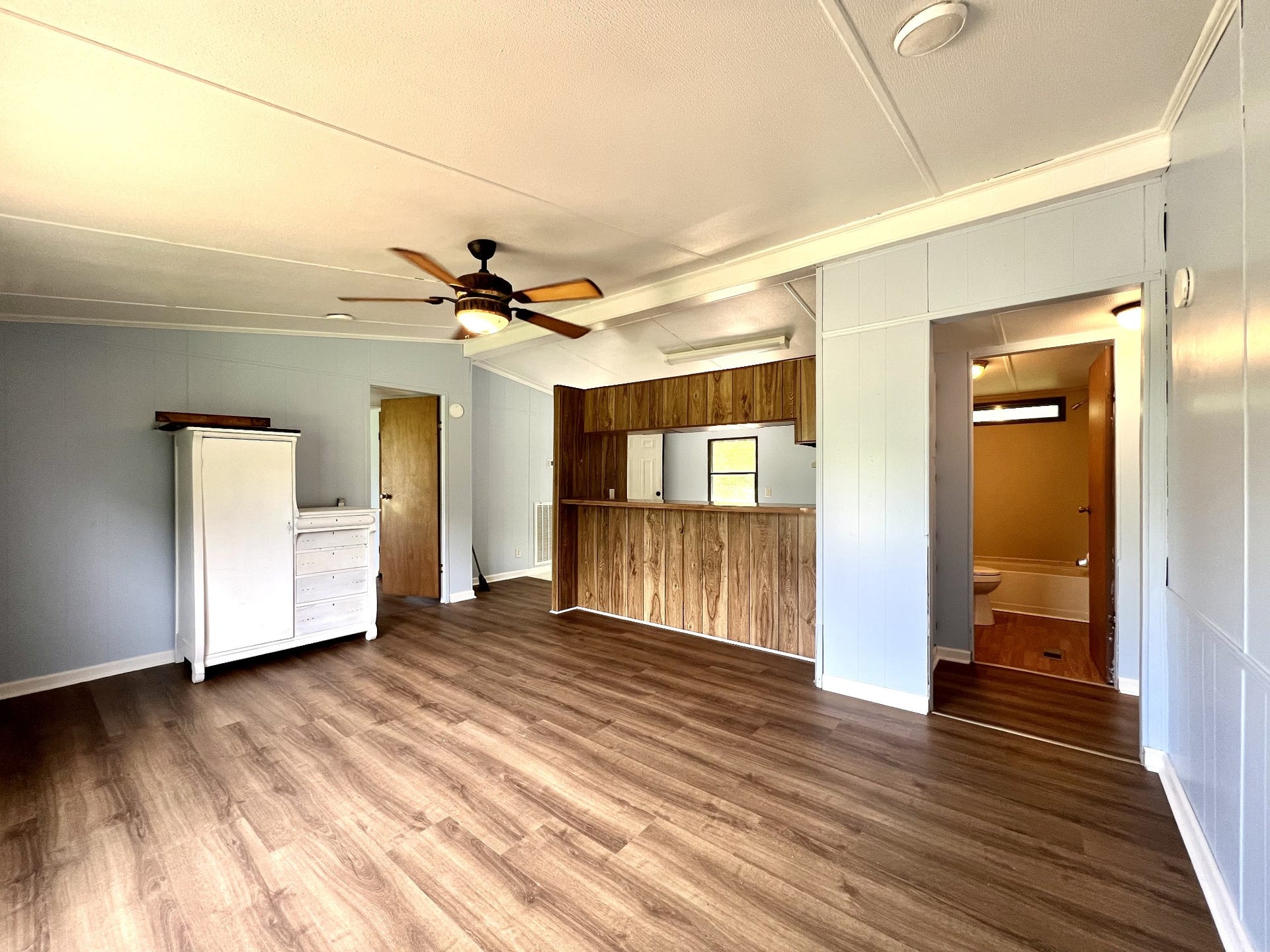 110 Hinkle Hill St E, Bell Buckle, TN 37020 110 Hinkle Hill St E, Bell Buckle, TN 37020