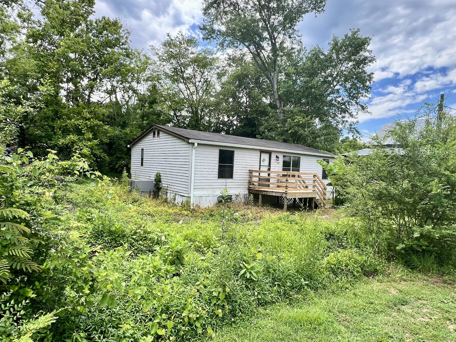 110 Hinkle Hill St E, Bell Buckle, TN 37020 110 Hinkle Hill St E, Bell Buckle, TN 37020
