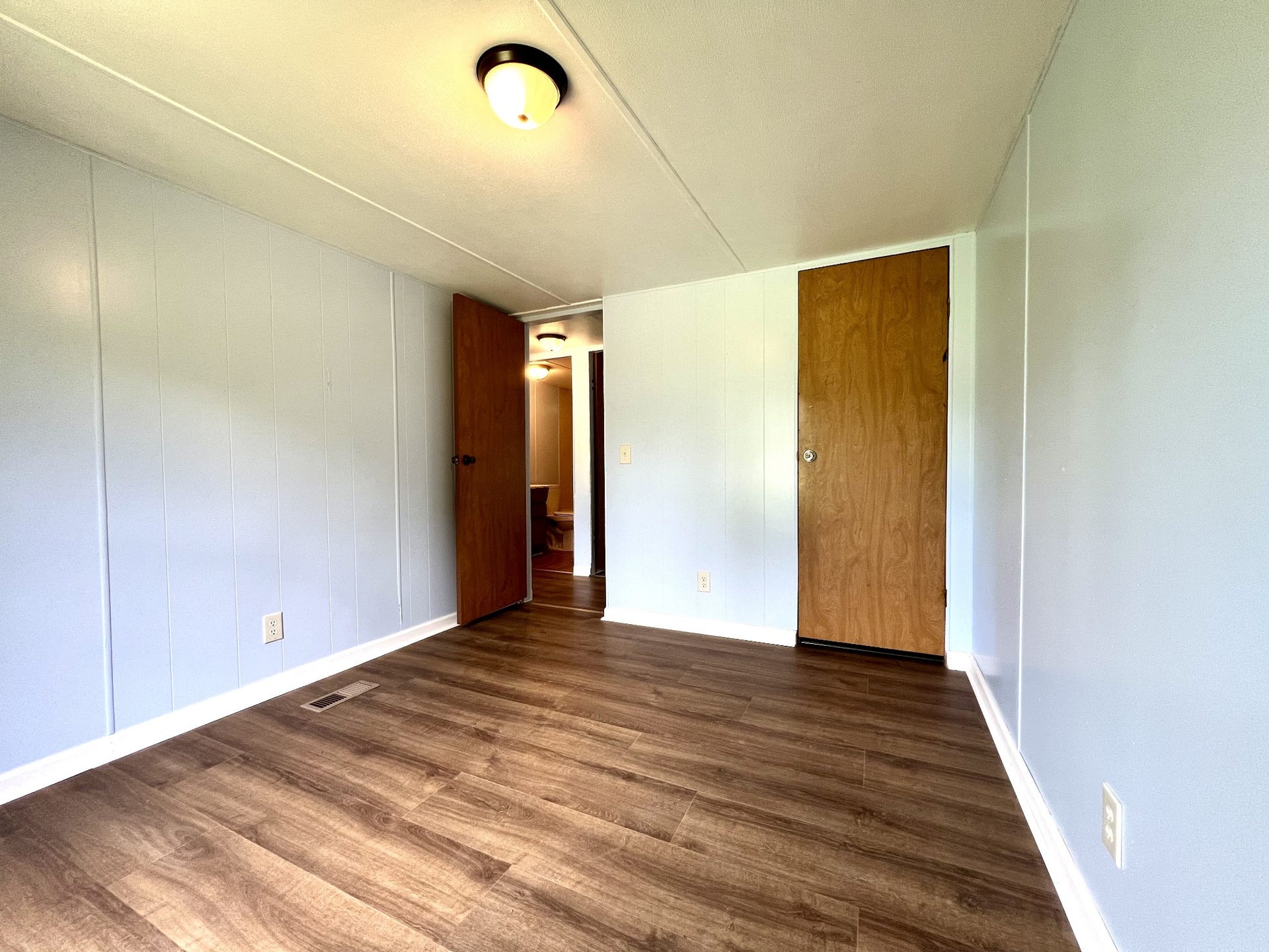 110 Hinkle Hill St E, Bell Buckle, TN 37020 110 Hinkle Hill St E, Bell Buckle, TN 37020