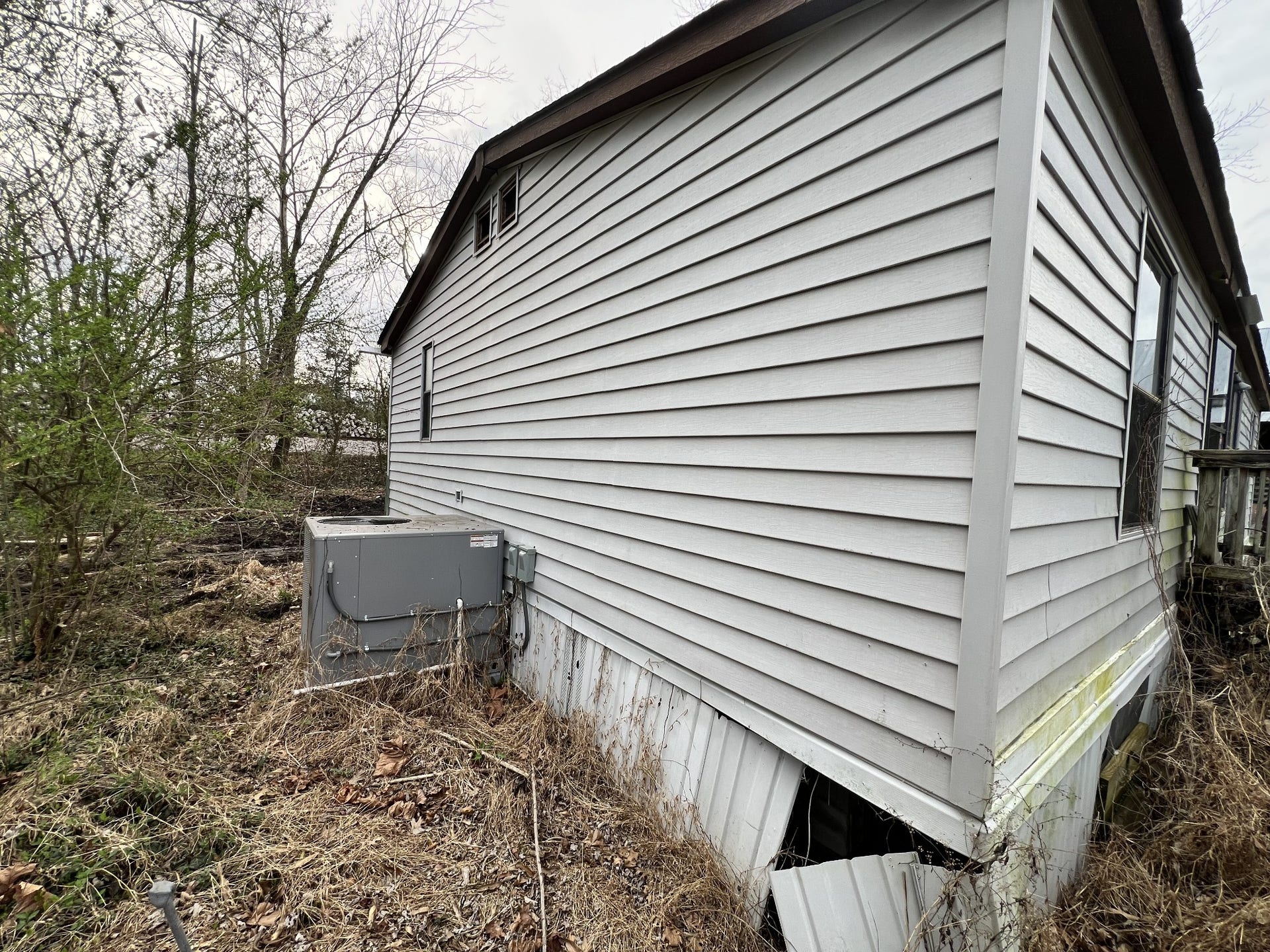 110 Hinkle Hill St E, Bell Buckle, TN 37020 110 Hinkle Hill St E, Bell Buckle, TN 37020