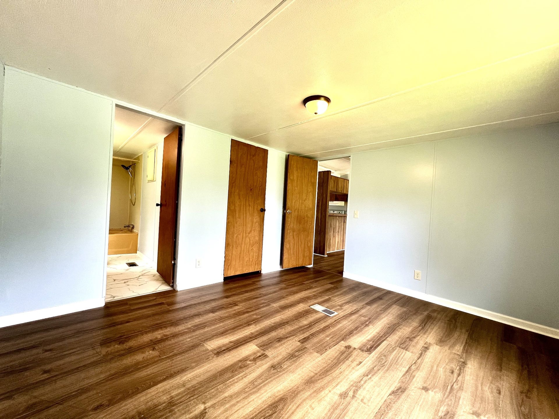 110 Hinkle Hill St E, Bell Buckle, TN 37020 110 Hinkle Hill St E, Bell Buckle, TN 37020