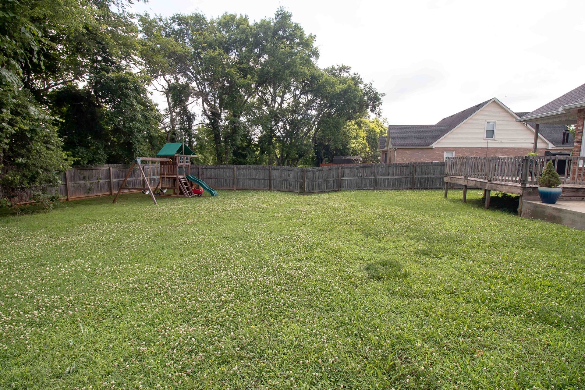 1822 Pennington Dr, Murfreesboro, TN 37129 1822 Pennington Dr, Murfreesboro, TN 37129