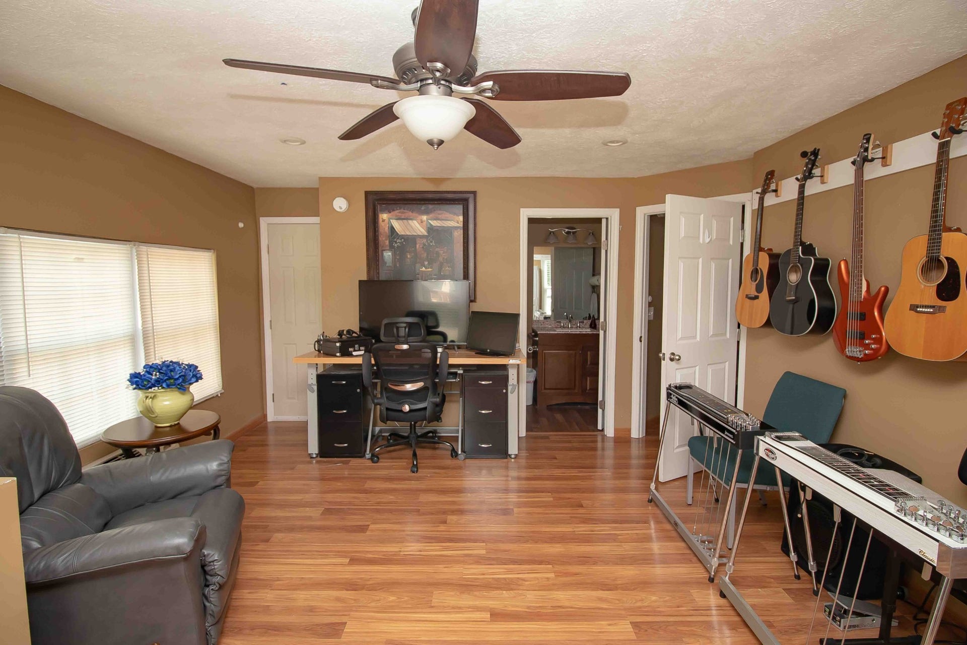 1822 Pennington Dr, Murfreesboro, TN 37129 1822 Pennington Dr, Murfreesboro, TN 37129