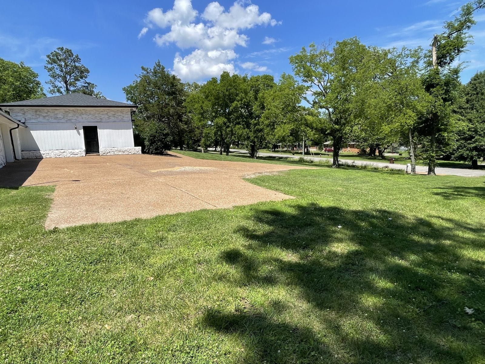 4028 Yoest Dr, Nashville, TN 37207 4028 Yoest Dr, Nashville, TN 37207