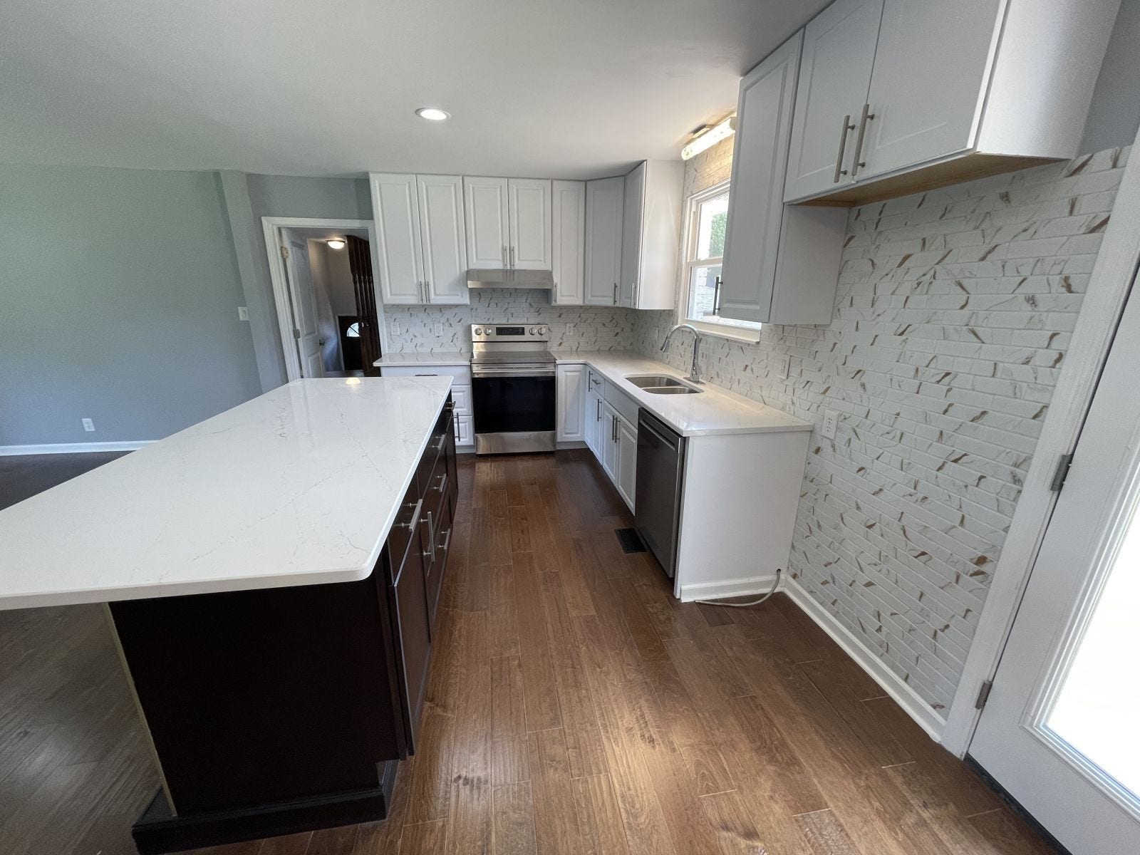 4028 Yoest Dr, Nashville, TN 37207 4028 Yoest Dr, Nashville, TN 37207