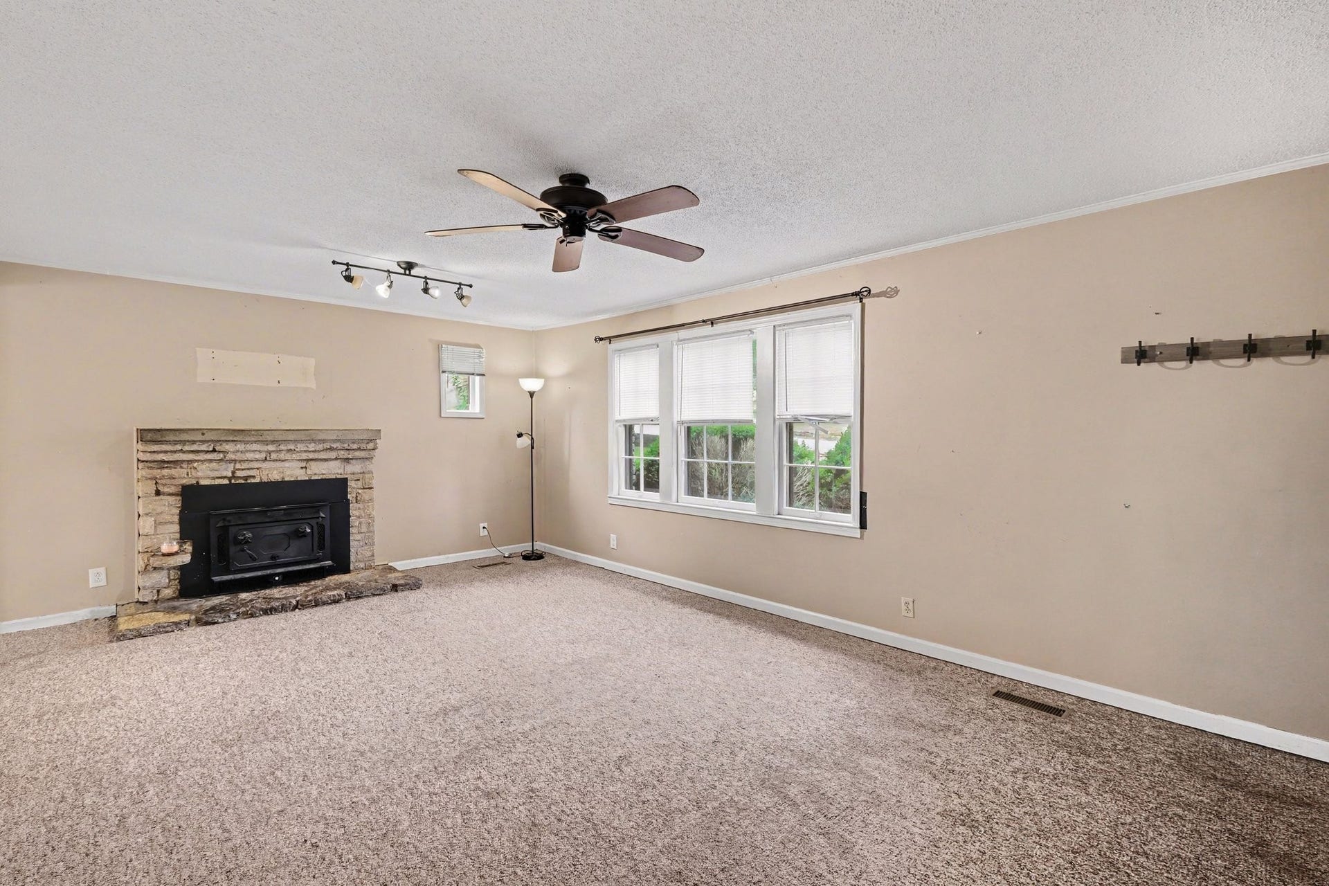 219 8th Ave S, Lewisburg, TN 37091