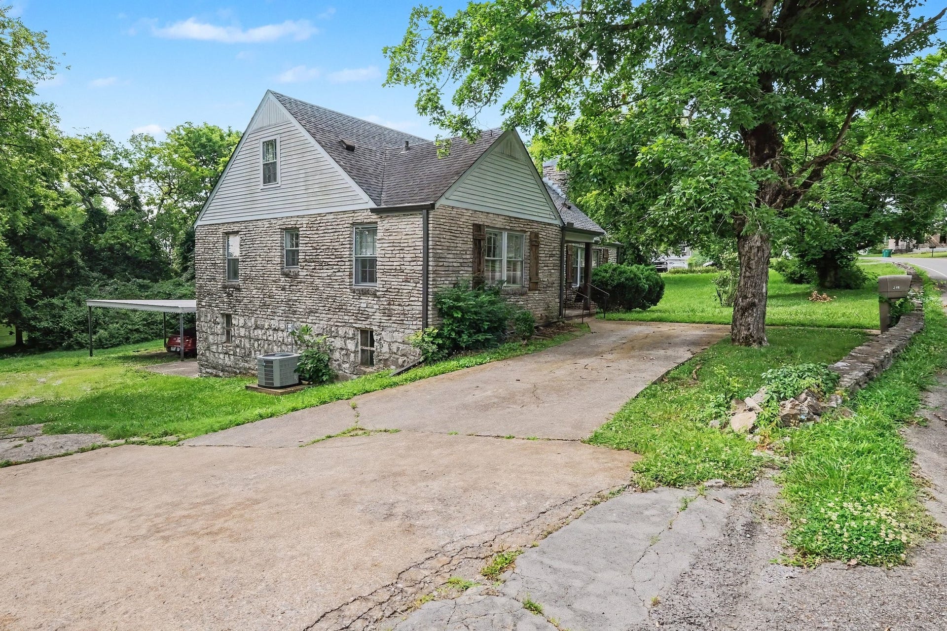 219 8th Ave S, Lewisburg, TN 37091