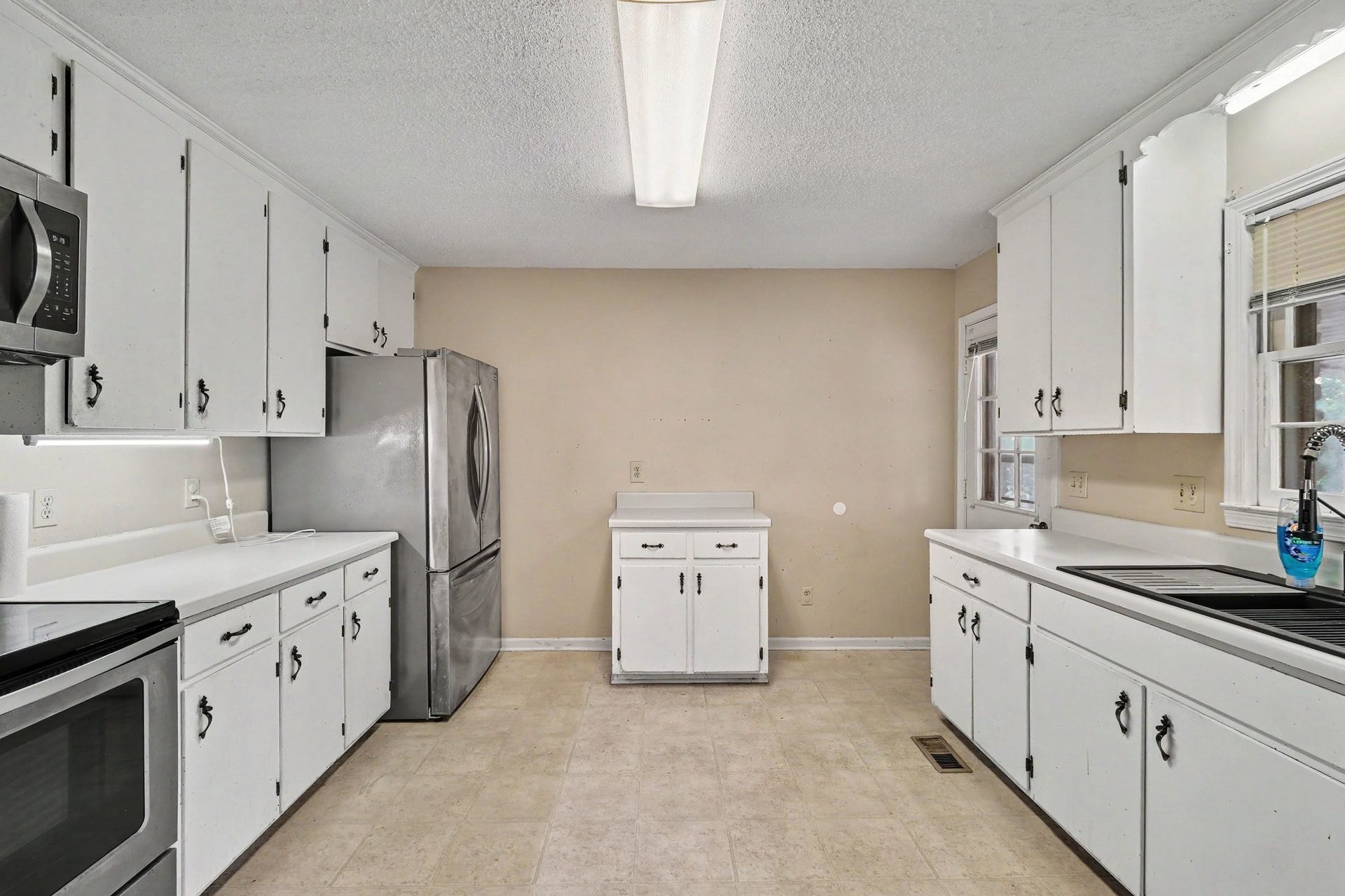 219 8th Ave S, Lewisburg, TN 37091