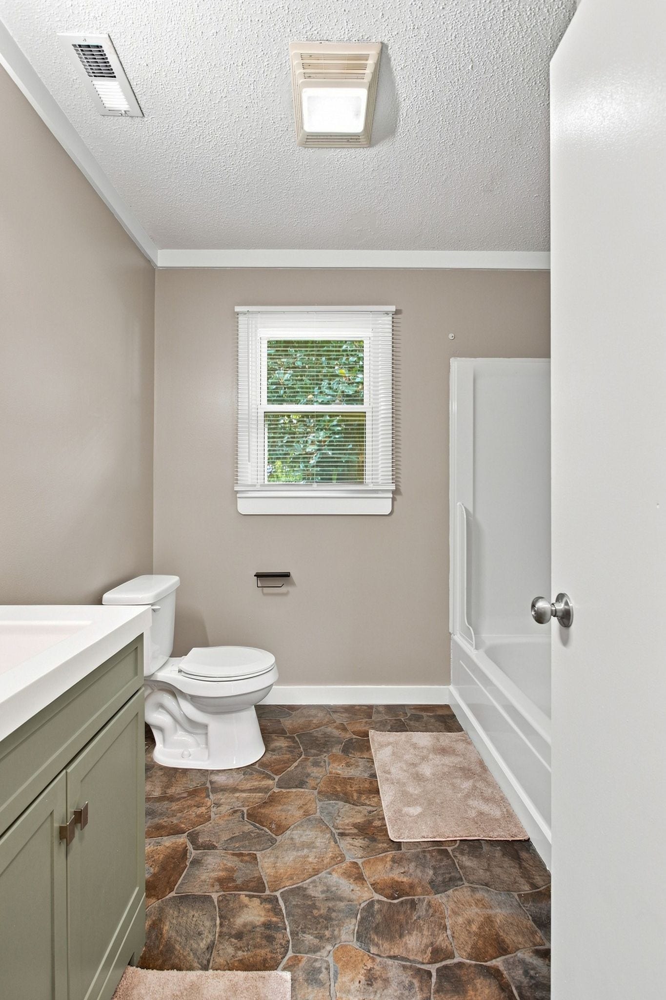 129 Napier Dr, Columbia, TN 38401 129 Napier Dr, Columbia, TN 38401