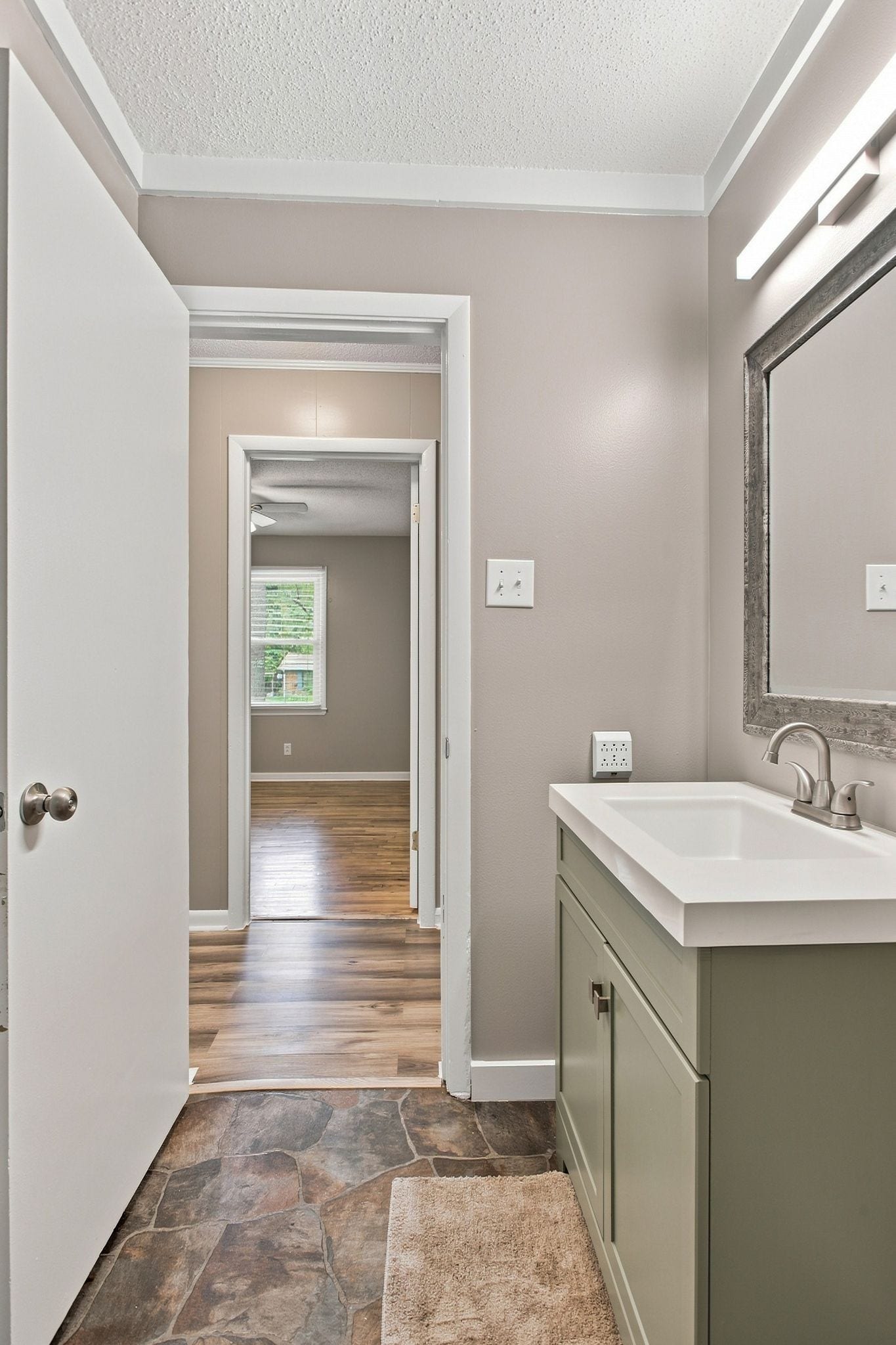 129 Napier Dr, Columbia, TN 38401 129 Napier Dr, Columbia, TN 38401