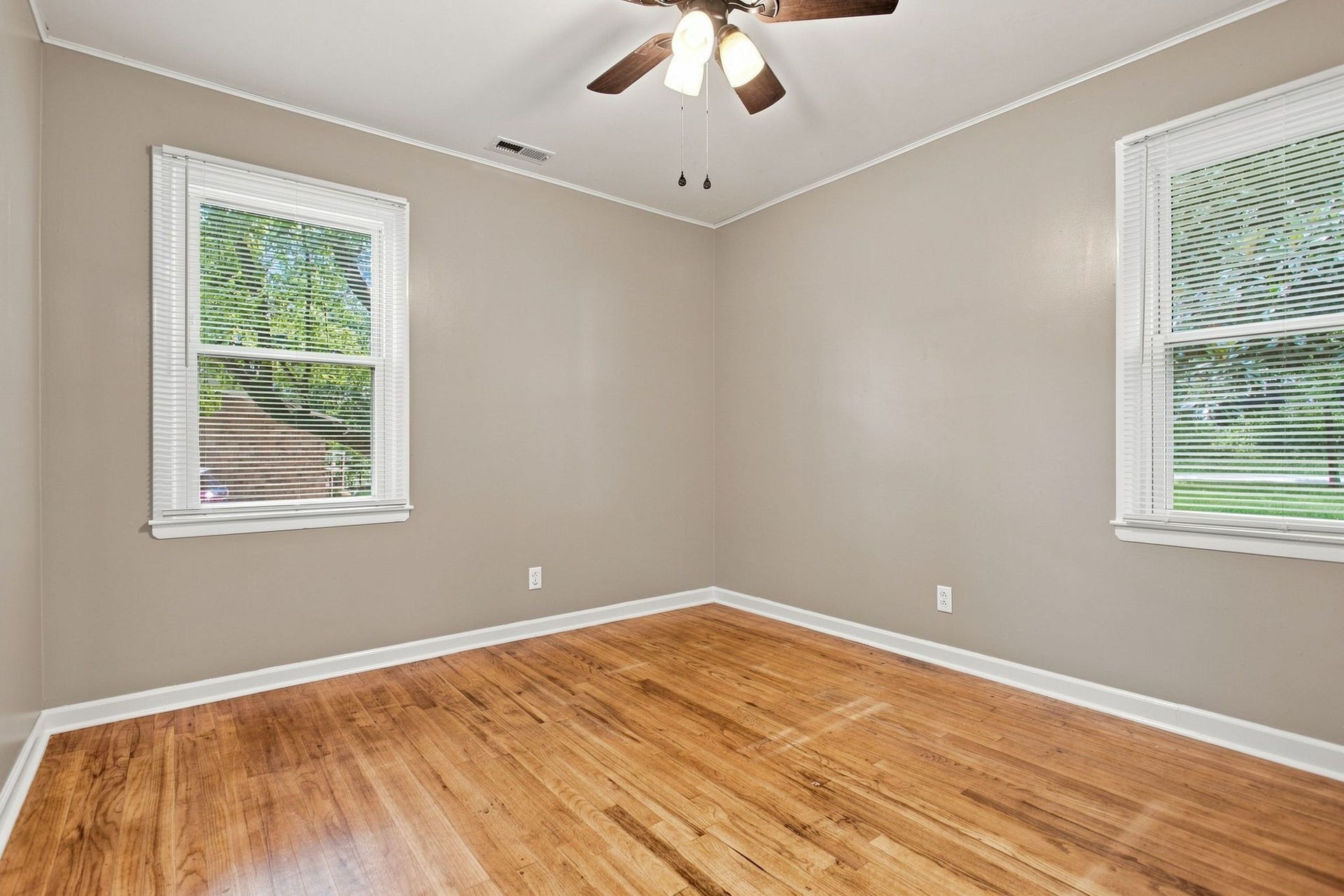 129 Napier Dr, Columbia, TN 38401 129 Napier Dr, Columbia, TN 38401