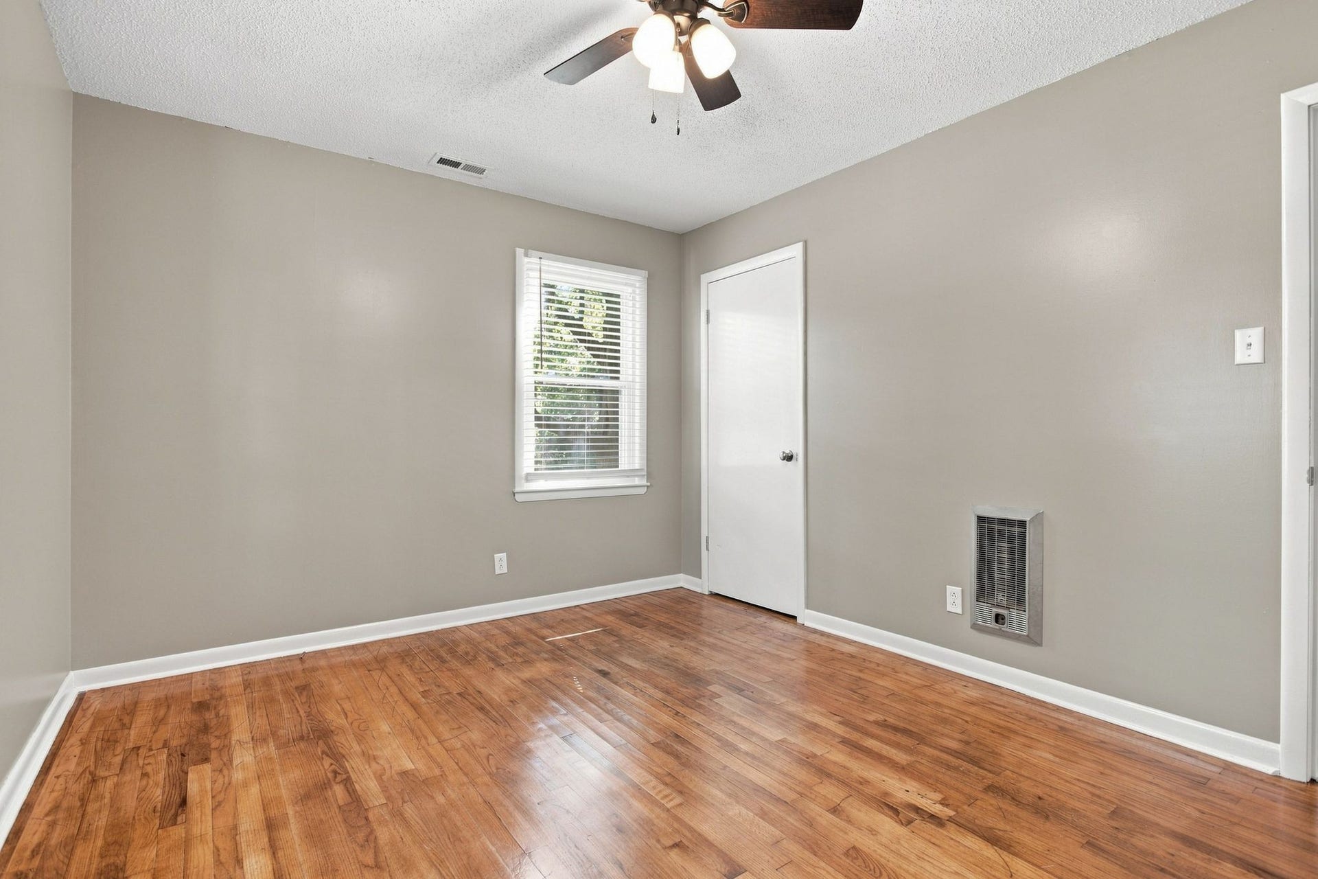 129 Napier Dr, Columbia, TN 38401 129 Napier Dr, Columbia, TN 38401