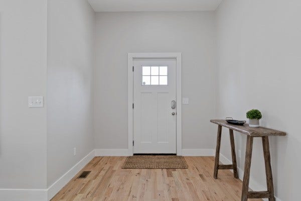 2409B 14th Ave N, Nashville, TN 37208 2409B 14th Ave N, Nashville, TN 37208