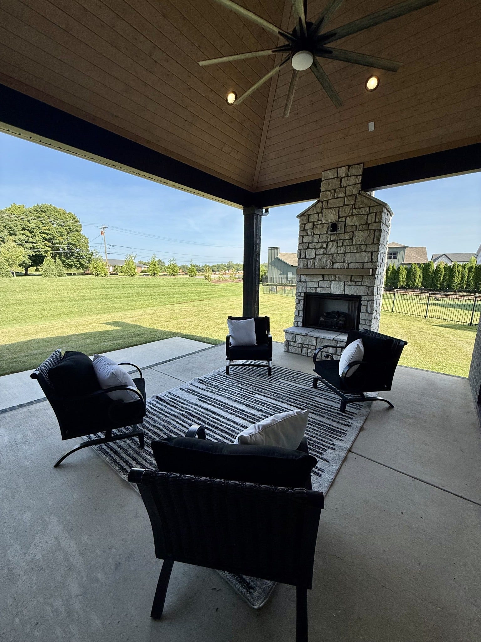 5732 Eaglemont Dr, Murfreesboro, TN 37129 5732 Eaglemont Dr, Murfreesboro, TN 37129