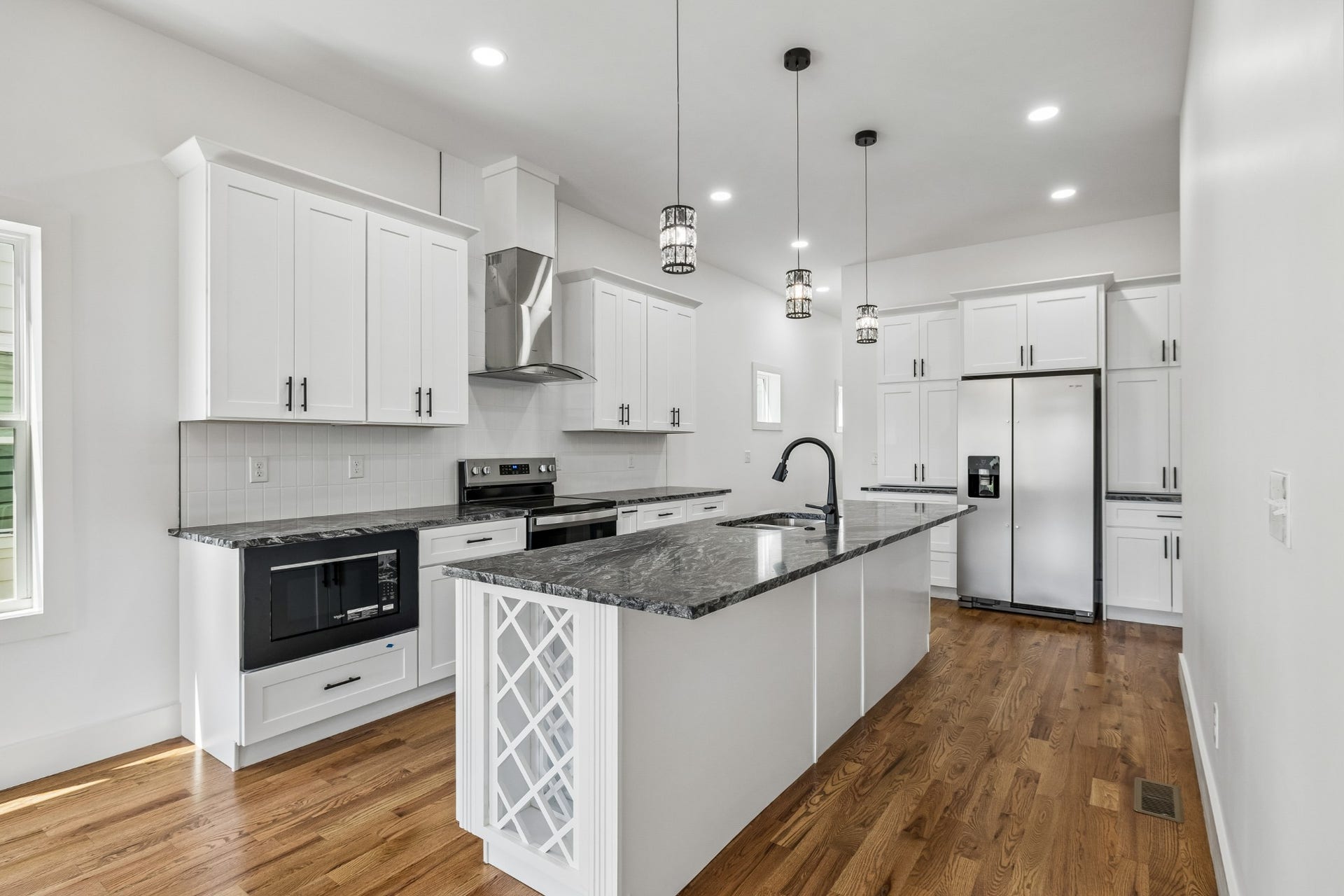 2409A 14th Ave N, Nashville, TN 37208 2409A 14th Ave N, Nashville, TN 37208