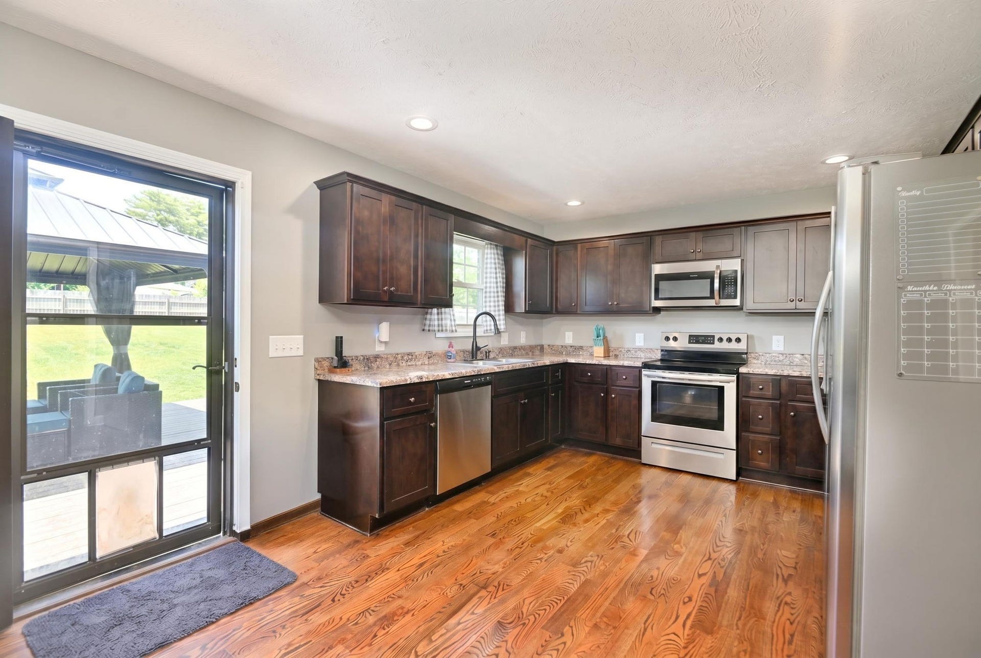 108 Smithfield Dr, Shelbyville, TN 37160 108 Smithfield Dr, Shelbyville, TN 37160