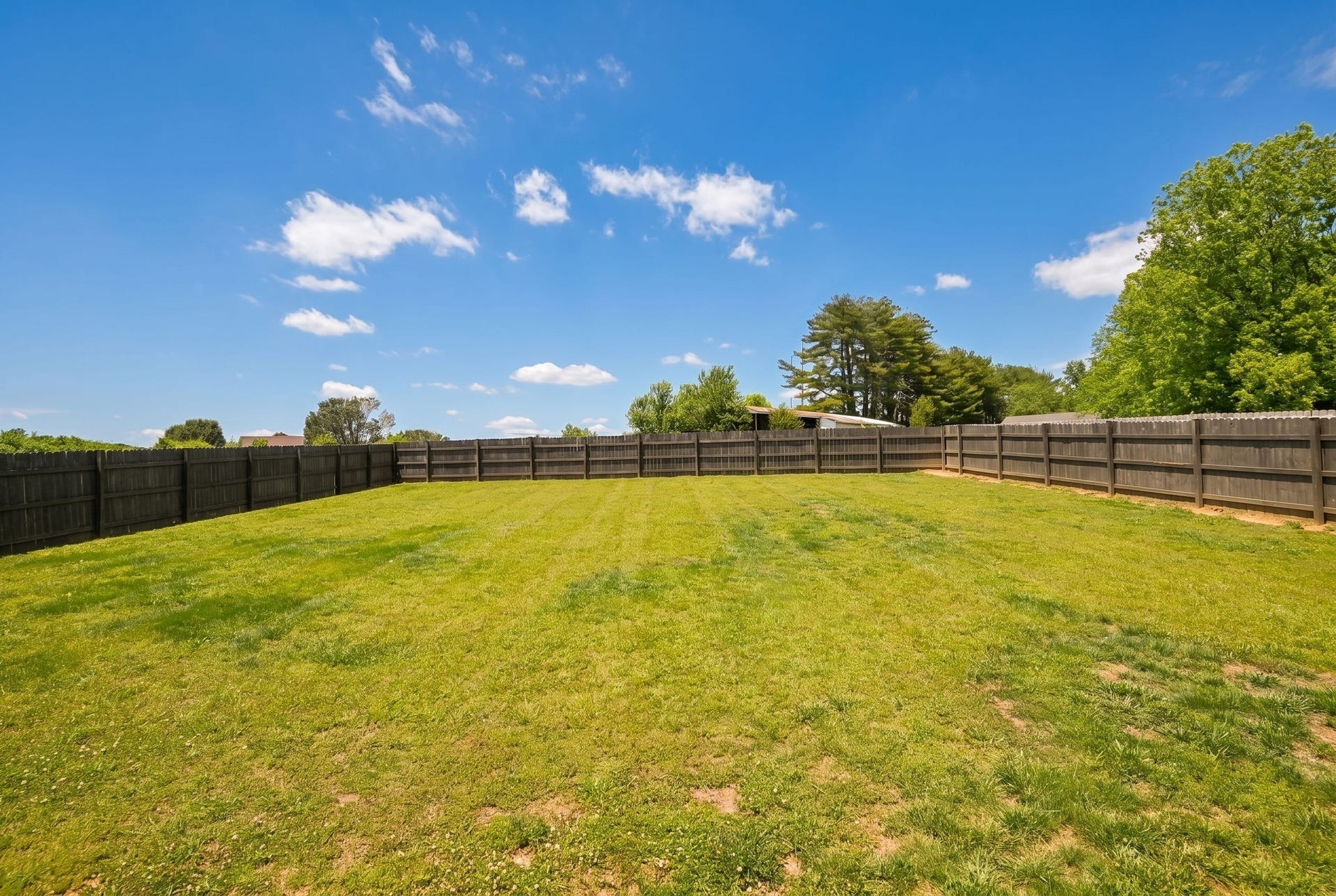 108 Smithfield Dr, Shelbyville, TN 37160 108 Smithfield Dr, Shelbyville, TN 37160