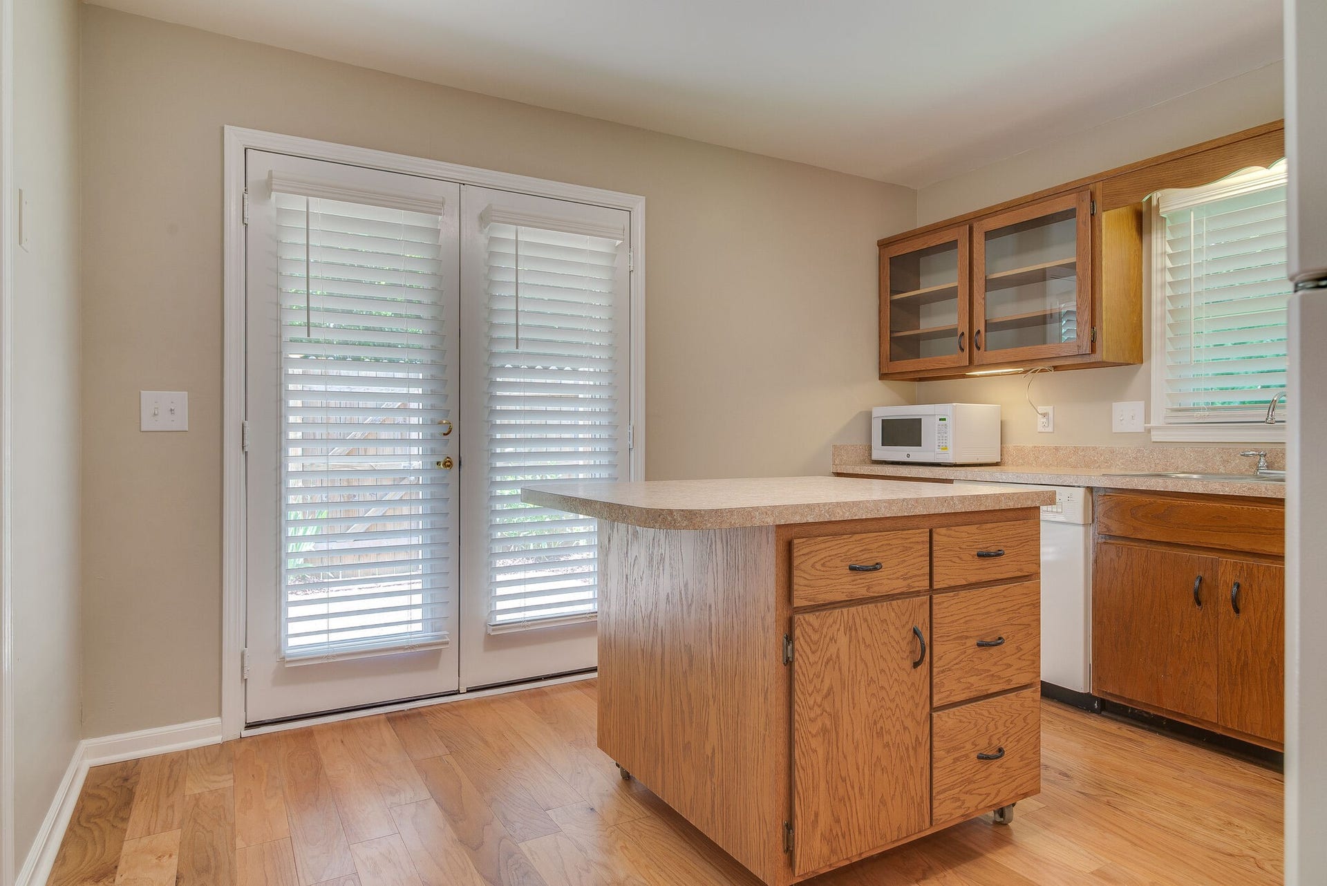 754 Kent Rd, Nashville, TN 37214 754 Kent Rd, Nashville, TN 37214
