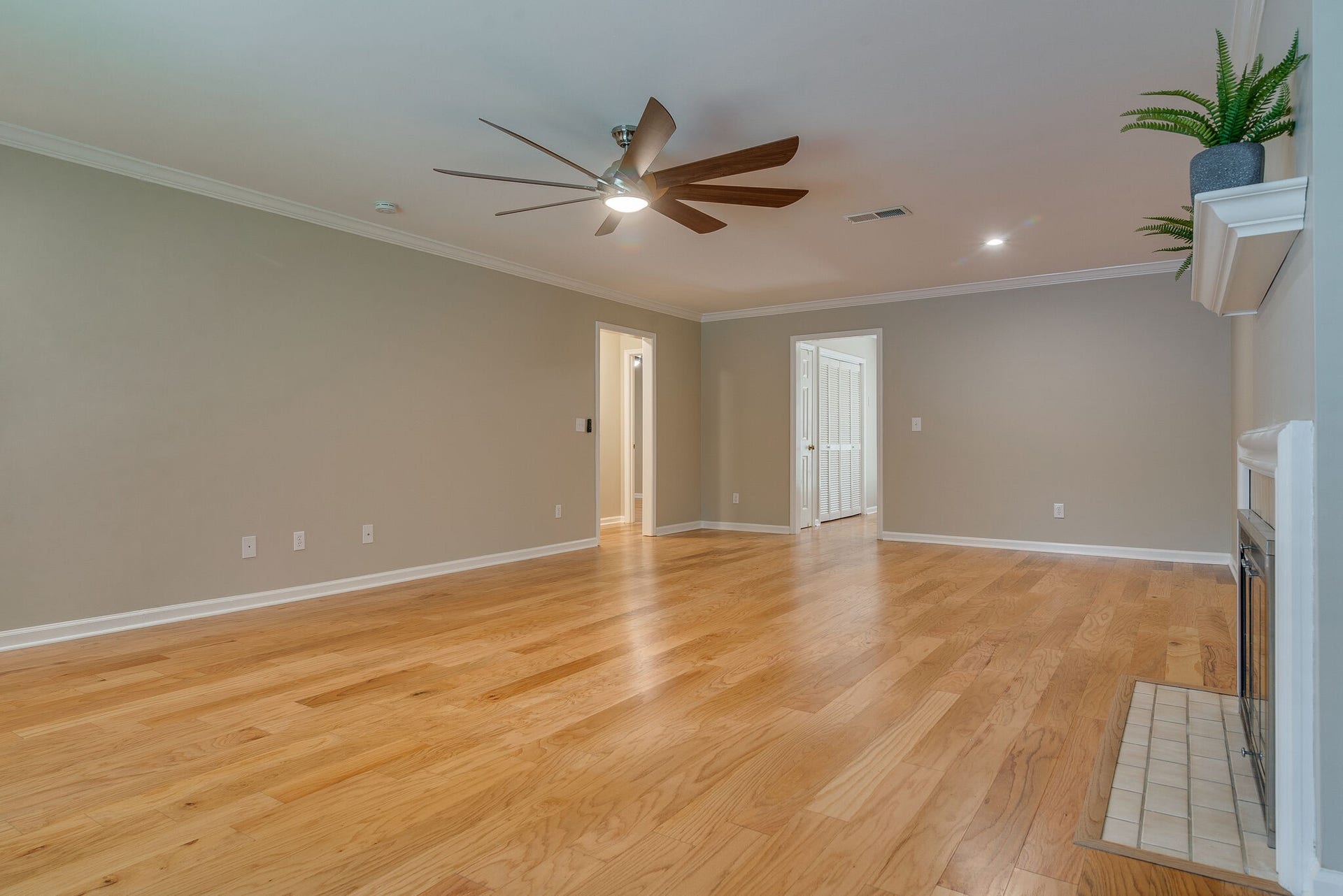 754 Kent Rd, Nashville, TN 37214 754 Kent Rd, Nashville, TN 37214