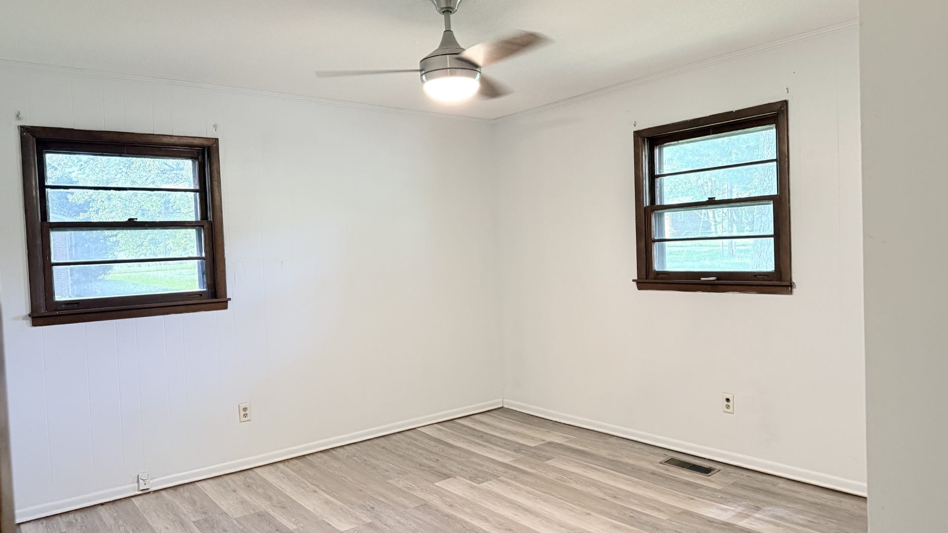 365 Stacy Rd, Manchester, TN 37355 365 Stacy Rd, Manchester, TN 37355