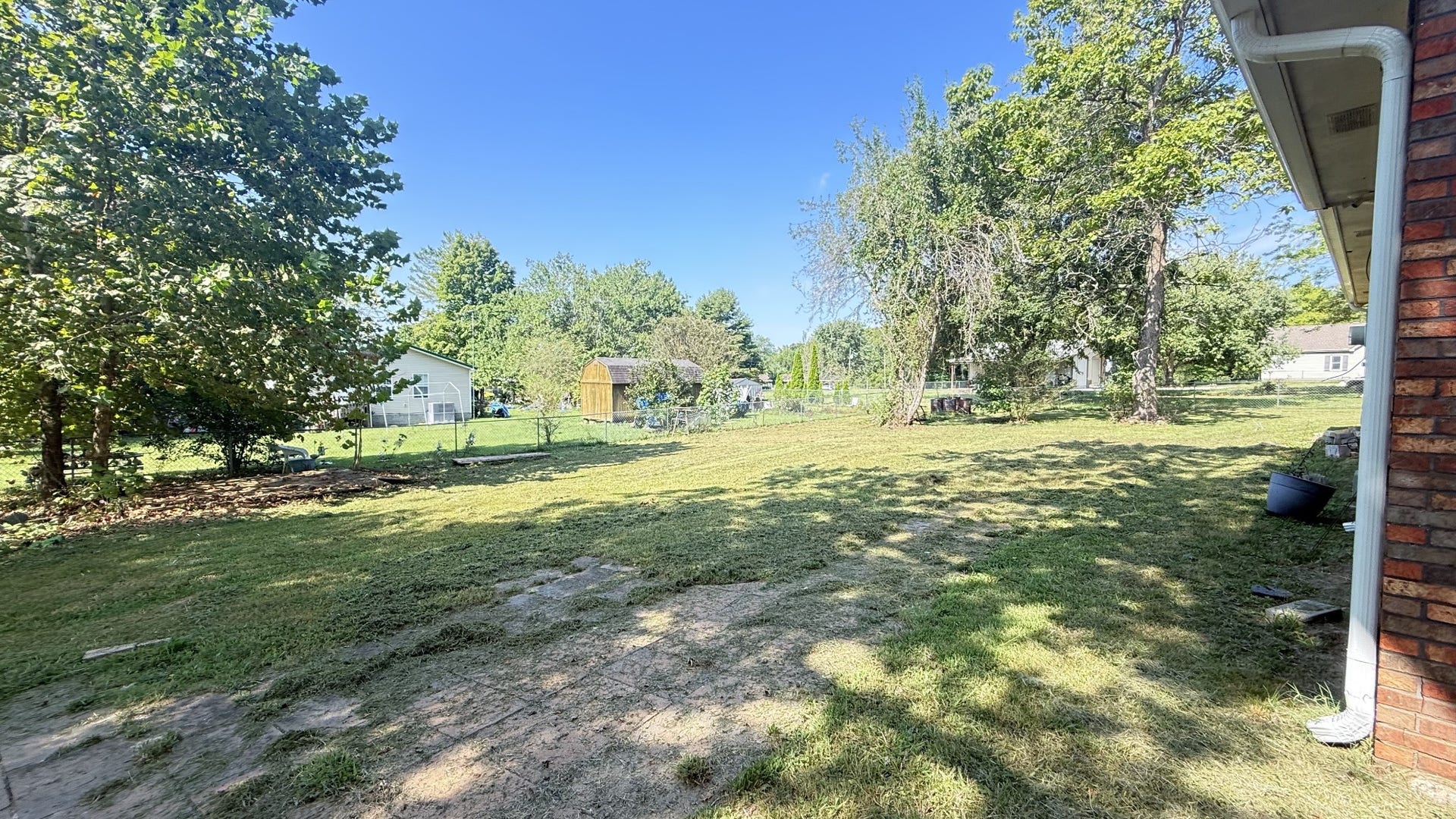 365 Stacy Rd, Manchester, TN 37355 365 Stacy Rd, Manchester, TN 37355