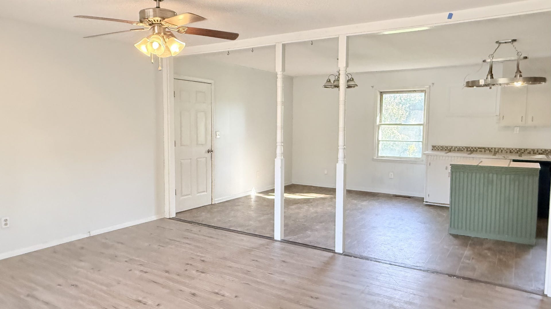 365 Stacy Rd, Manchester, TN 37355 365 Stacy Rd, Manchester, TN 37355