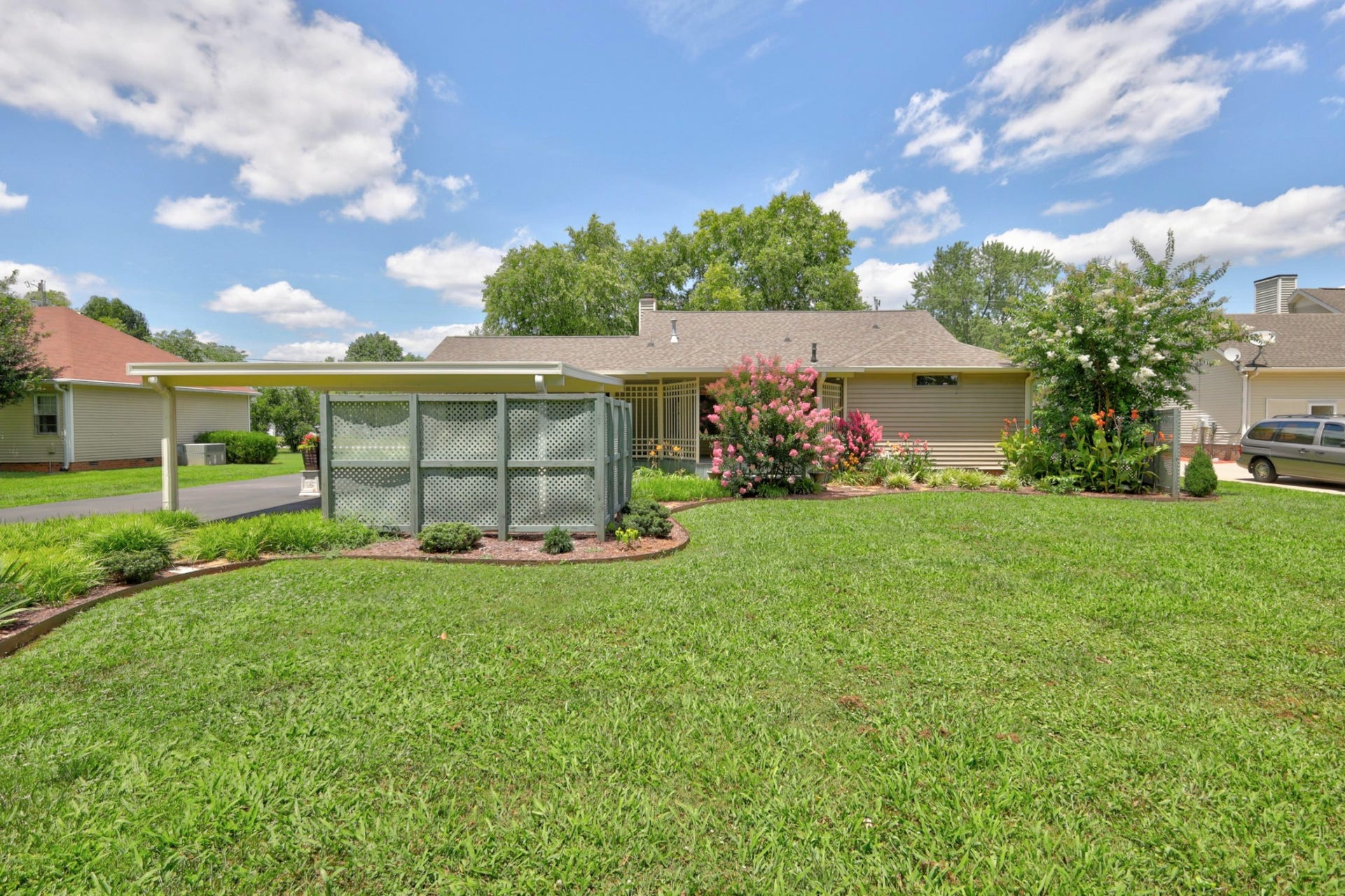 3215 Arthur Dr, Murfreesboro, TN 37127 3215 Arthur Dr, Murfreesboro, TN 37127