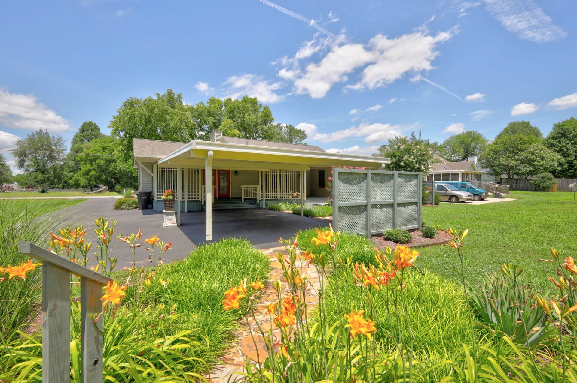 3215 Arthur Dr, Murfreesboro, TN 37127 3215 Arthur Dr, Murfreesboro, TN 37127