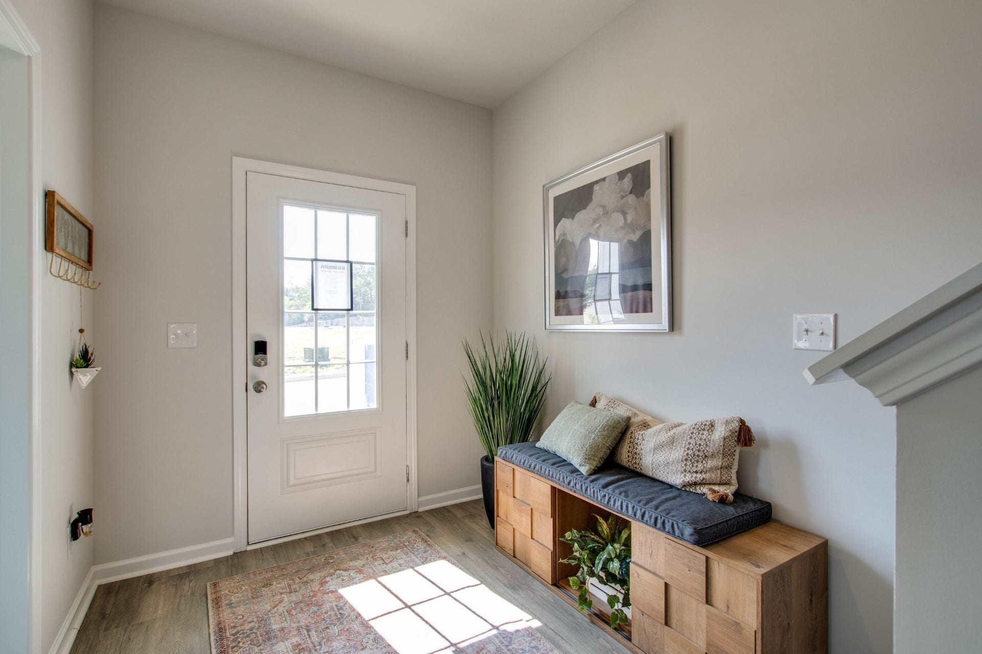 121 Mackenzie Way, Lewisburg, TN 37091 Wide entry foyer!