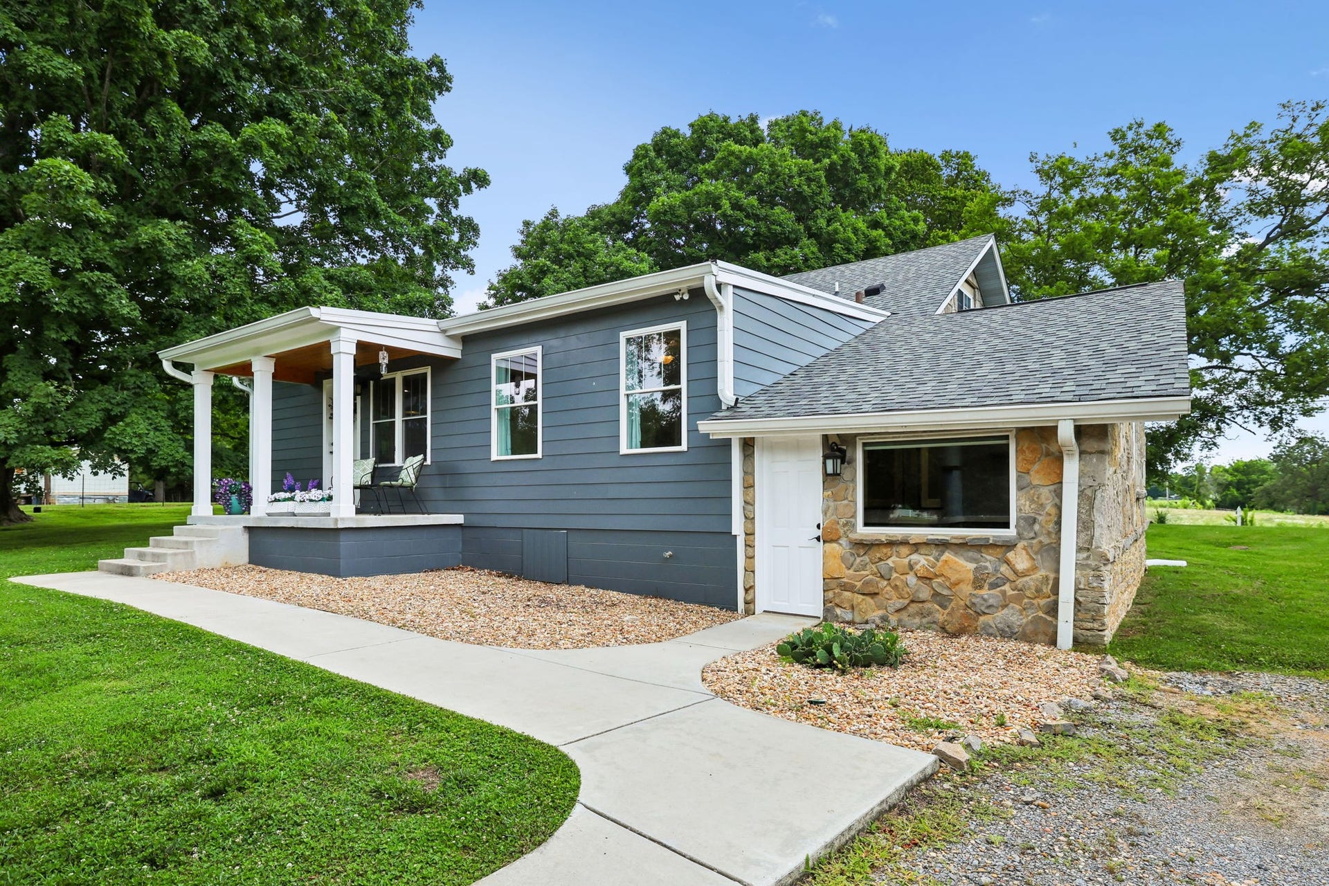 186 Sulphur Springs Rd, Shelbyville, TN 37160 186 Sulphur Springs Rd, Shelbyville, TN 37160