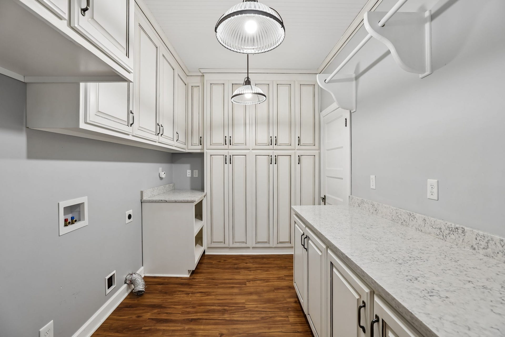 186 Sulphur Springs Rd, Shelbyville, TN 37160 This will be the nicest utility room you've ever seen! 186 Sulphur Springs Rd, Shelbyville, TN 37160