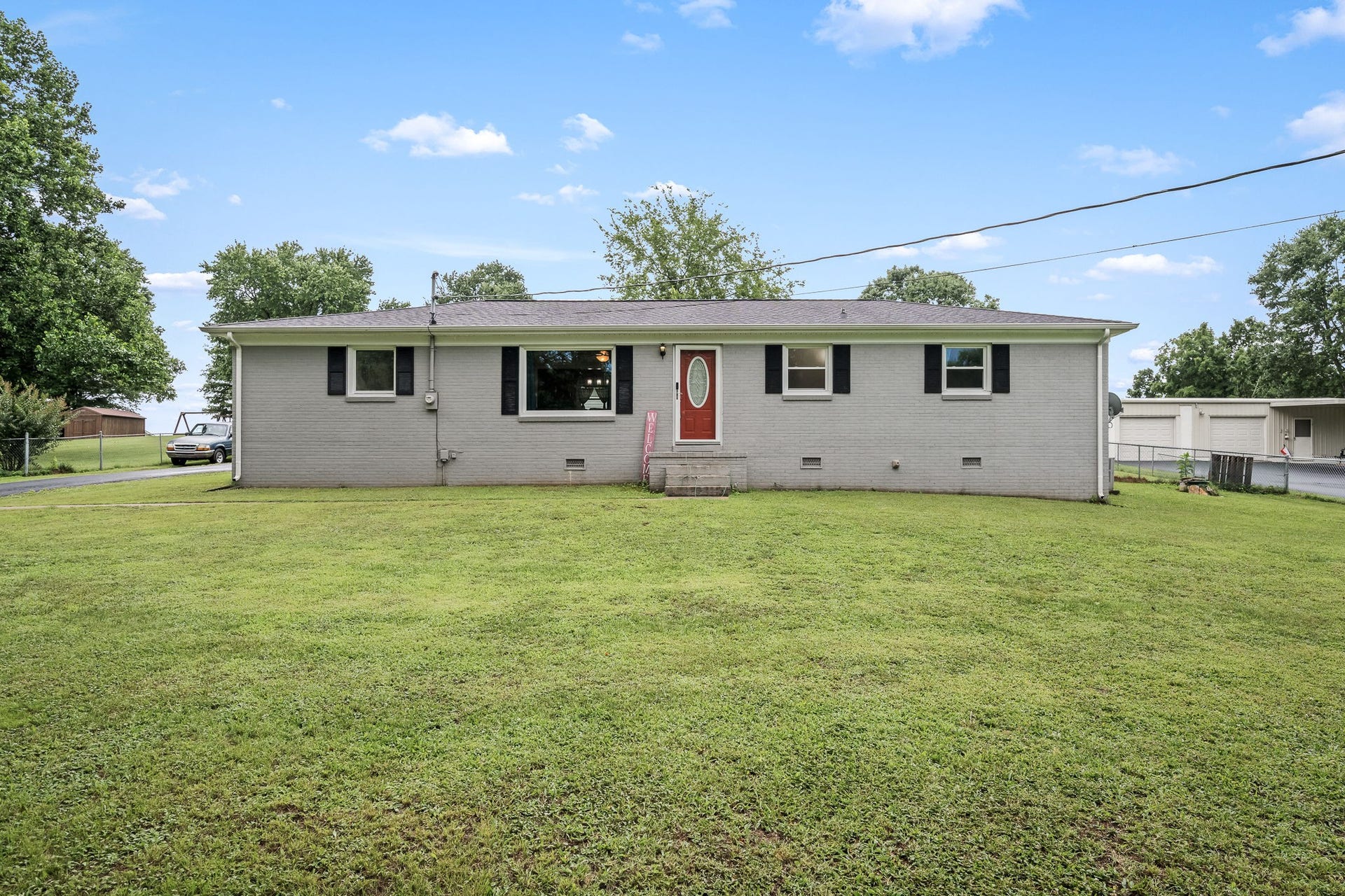 822 River Ranch Rd, Shelbyville, TN 37160 822 River Ranch Rd, Shelbyville, TN 37160