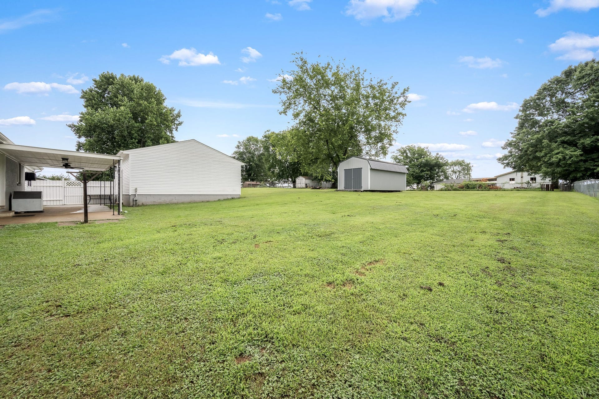 822 River Ranch Rd, Shelbyville, TN 37160 822 River Ranch Rd, Shelbyville, TN 37160